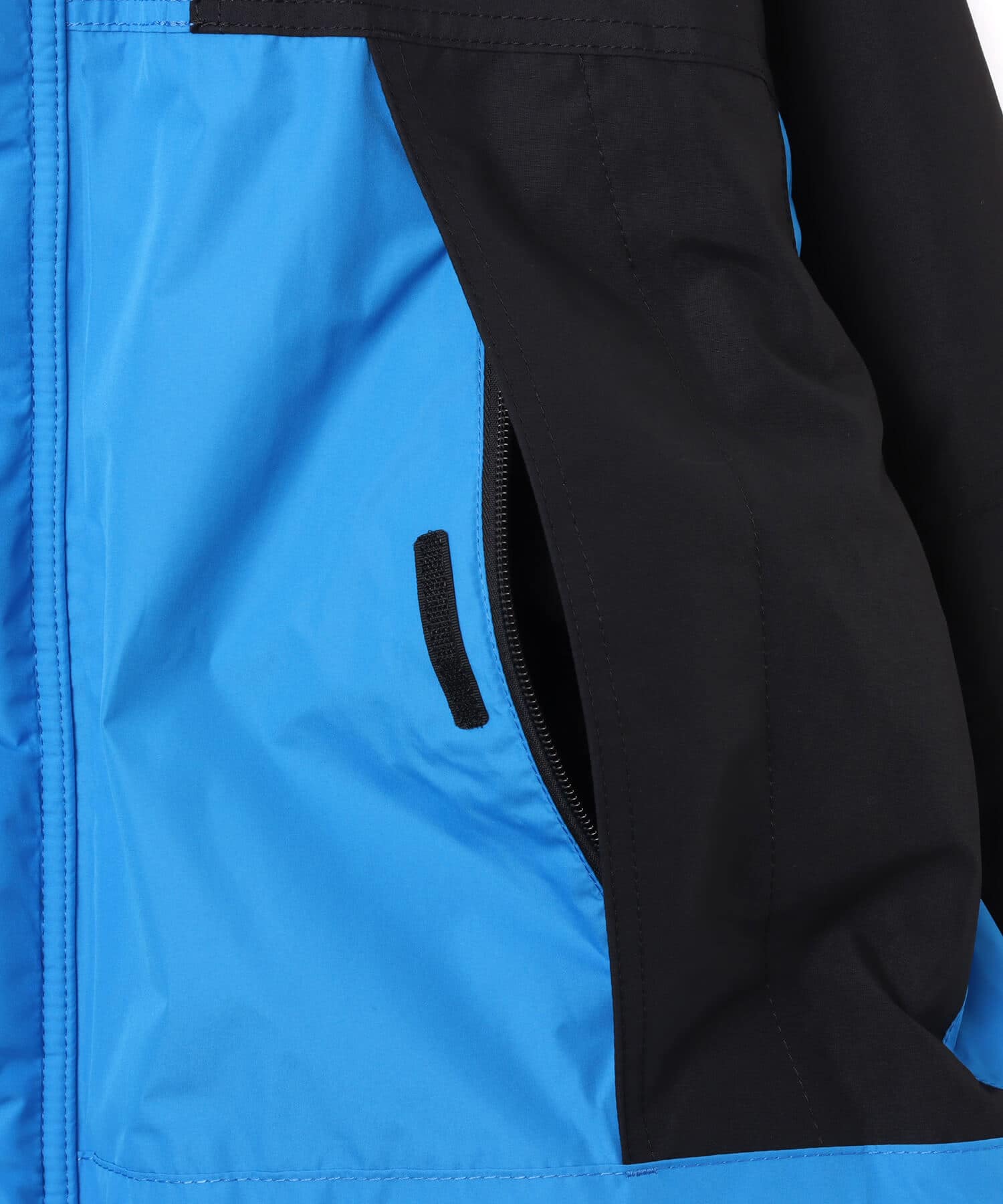 THE NORTH FACE Mountain Insulation Jacket ブラックxクリアレイクブルーの画像