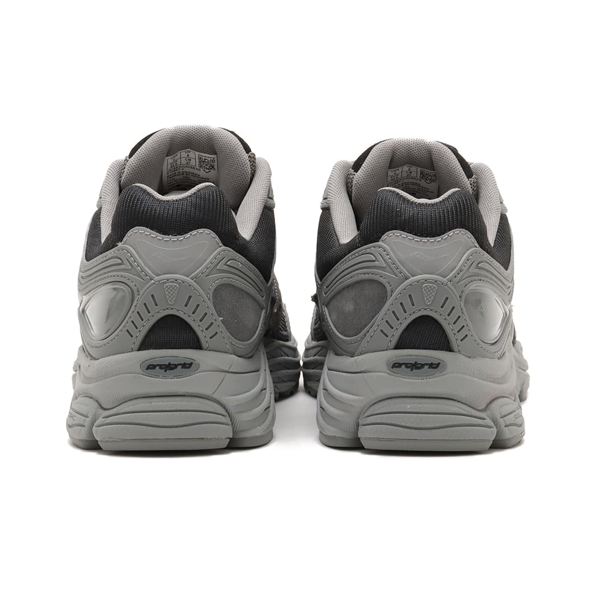 Saucony PROGRID OMNI 9 GREYの画像