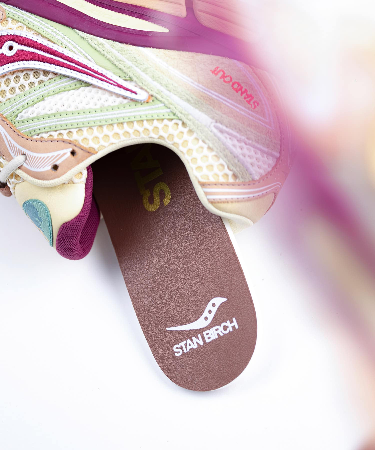 Saucony STAN BIRCH GUIDE 7 CREAM/MAUVEの画像