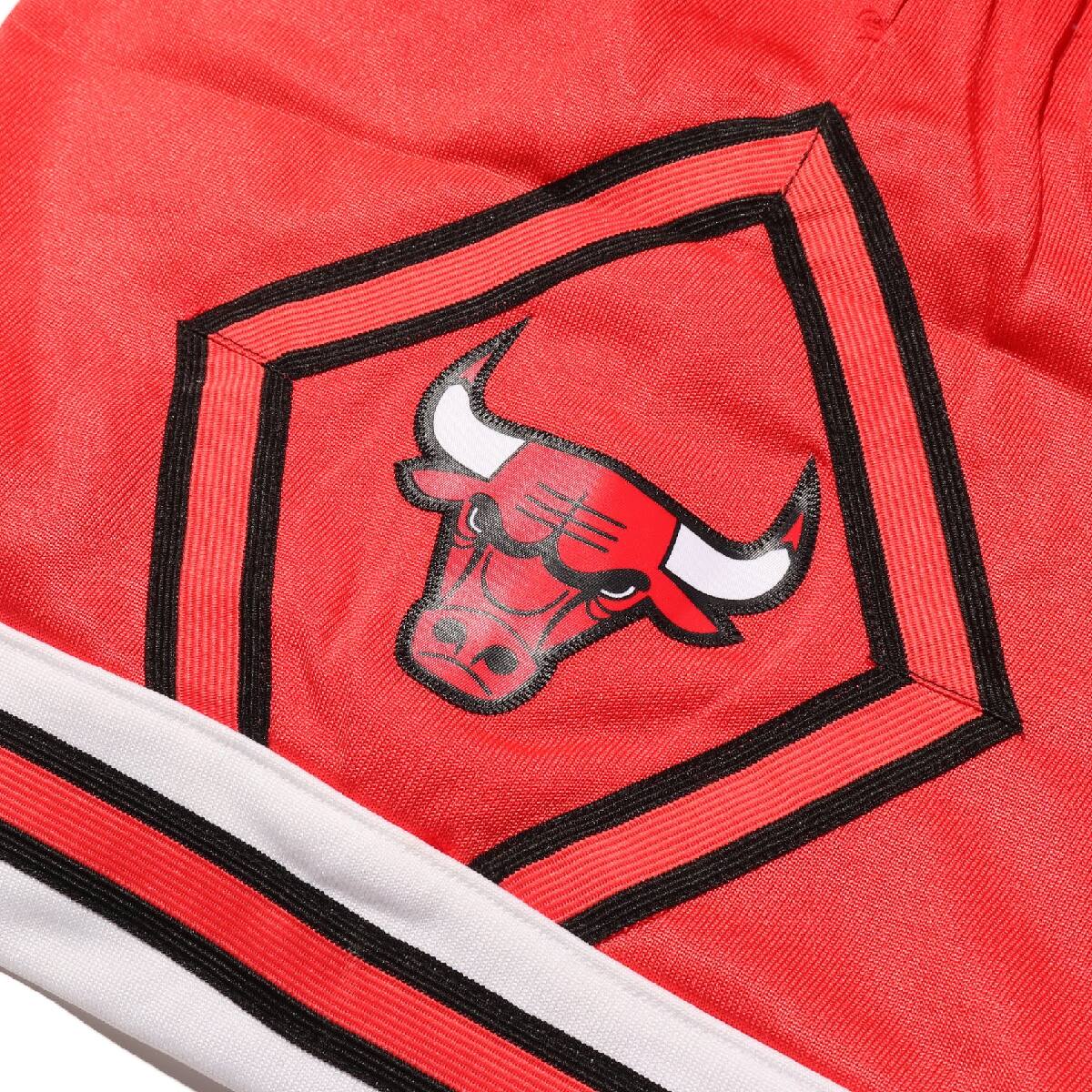 Mitchell & Ness Old English Swingman Shorts C.Bulls RED 19HO-Iの画像