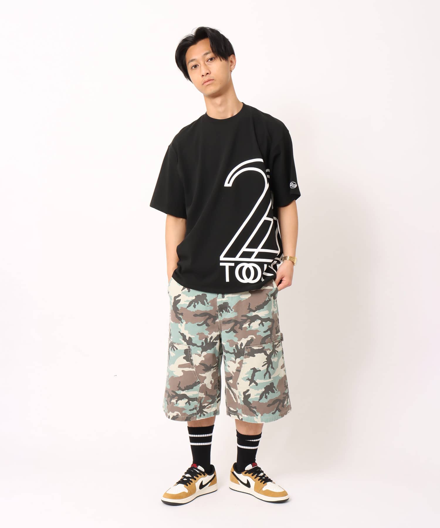 TOKYO 23 Big Logo T-shirt BLACKの画像