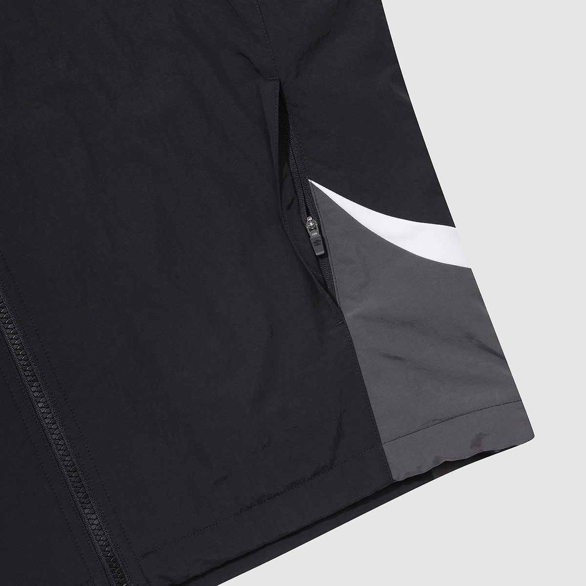 UMBRO HBL CELEB Hoodie Jacket ブラックの画像