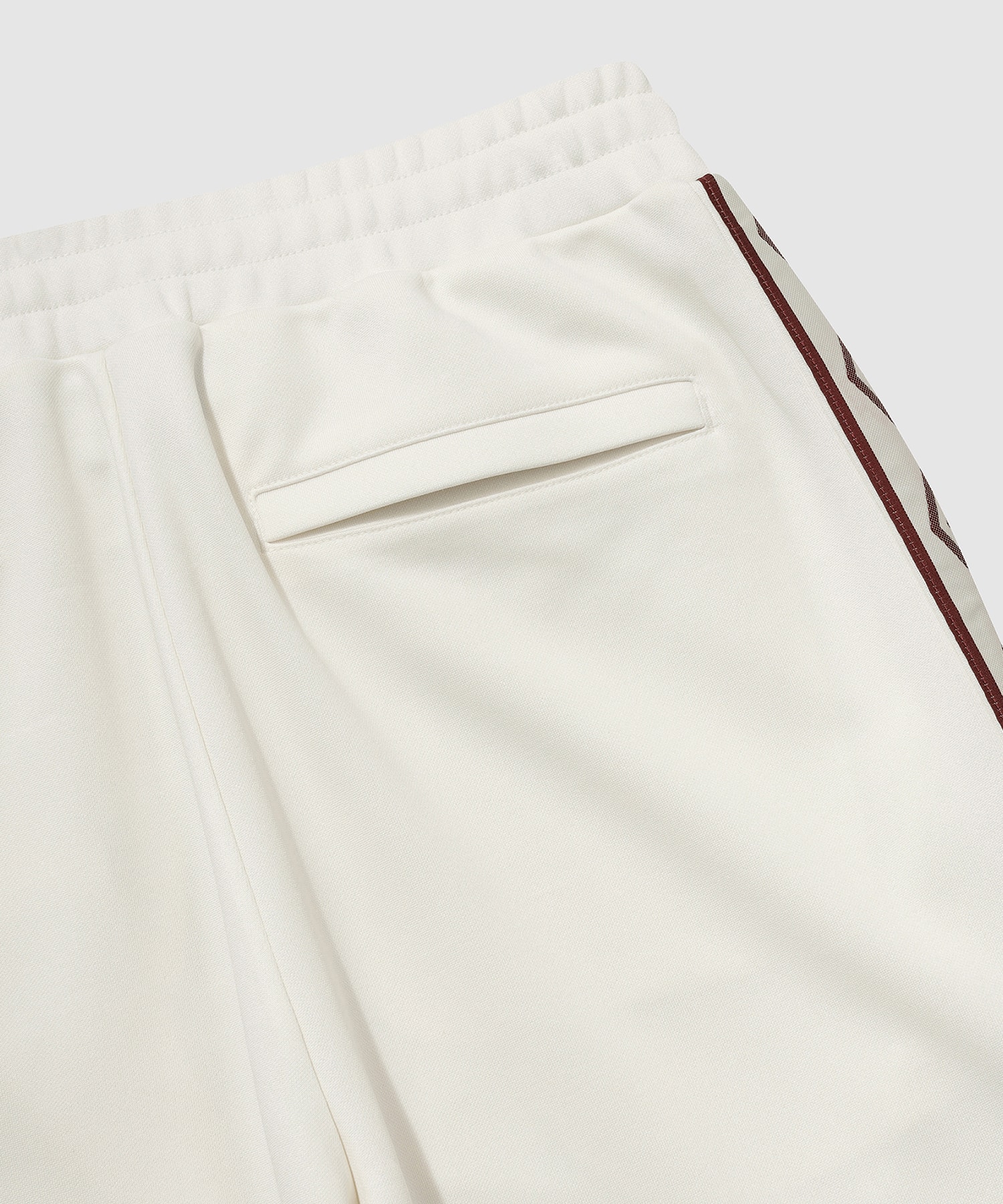 UMBRO 【KOREA COLLECTION】HBL OG TRACKPANTS ホワイトの画像