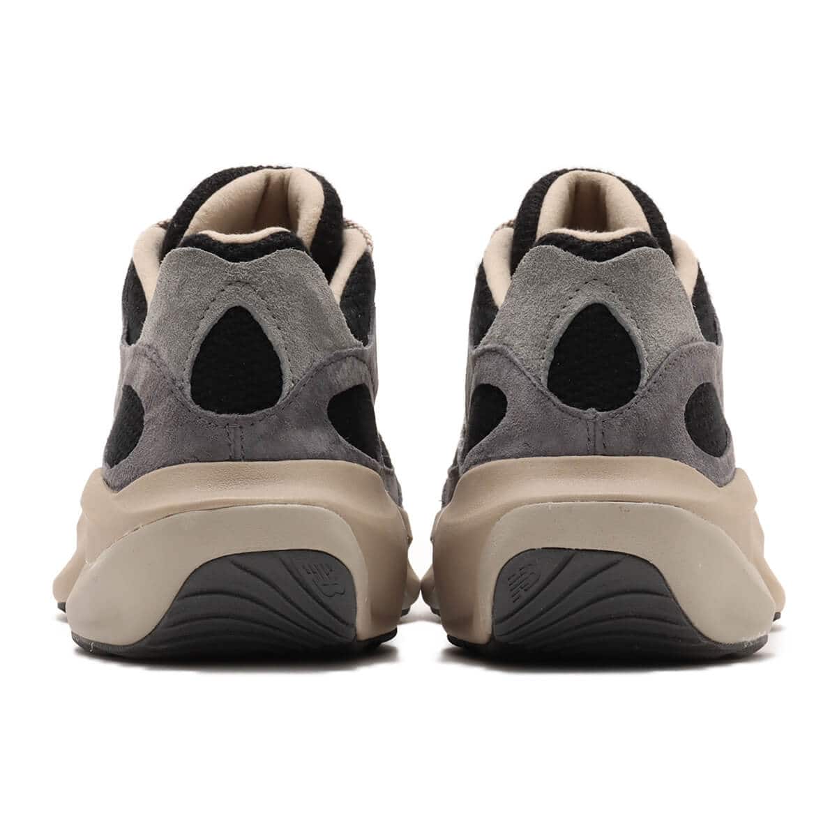 New Balance UWRPDCST DARK GRAYの画像