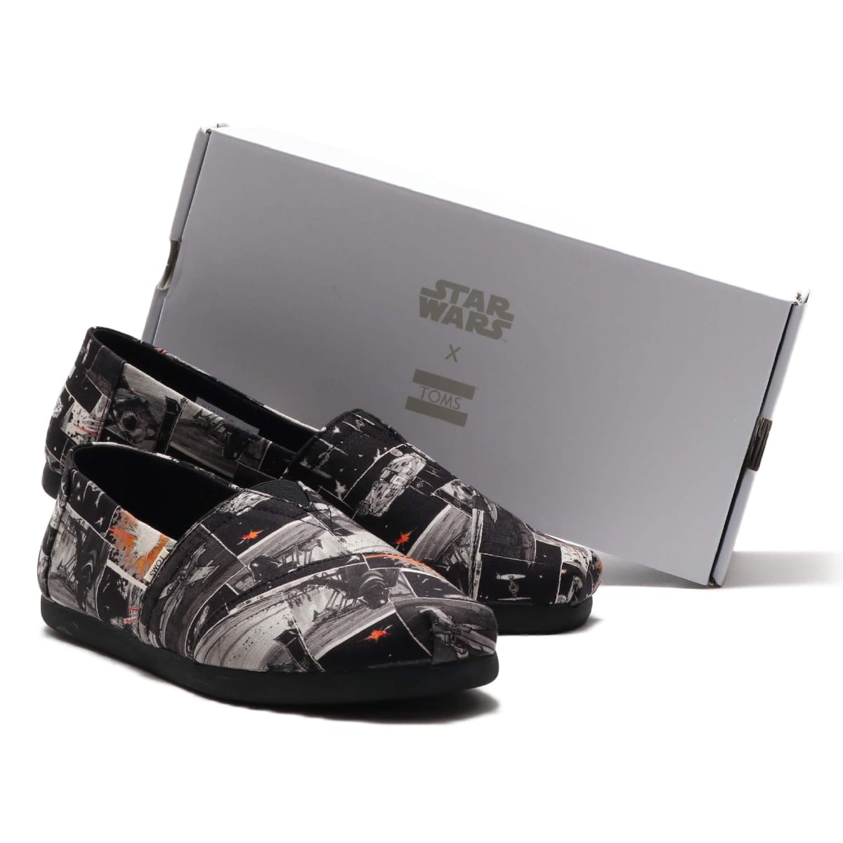 TOMS MENS Star Wars ALPARGATA 3.0 Darth Print Black Starwars Darth Print 21FA-Iの画像