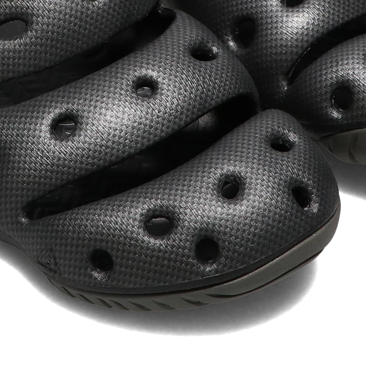 KEEN YOGUI ARTS M GRAPHITE 23FA-Iの画像