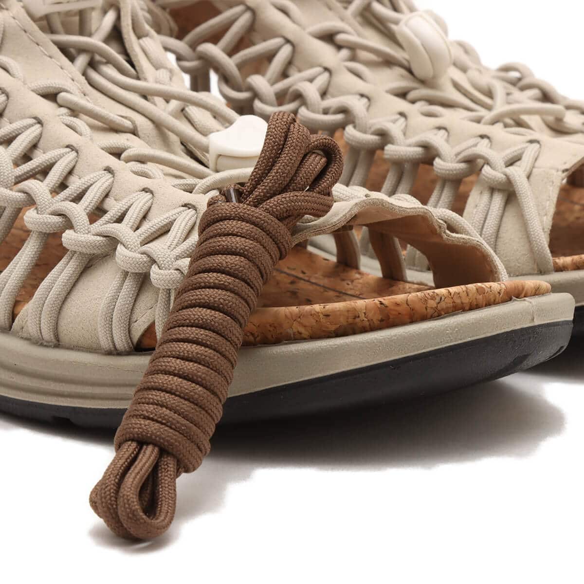 KEEN UNEEK II OT Plaza Taupe/Plaza Taupeの画像