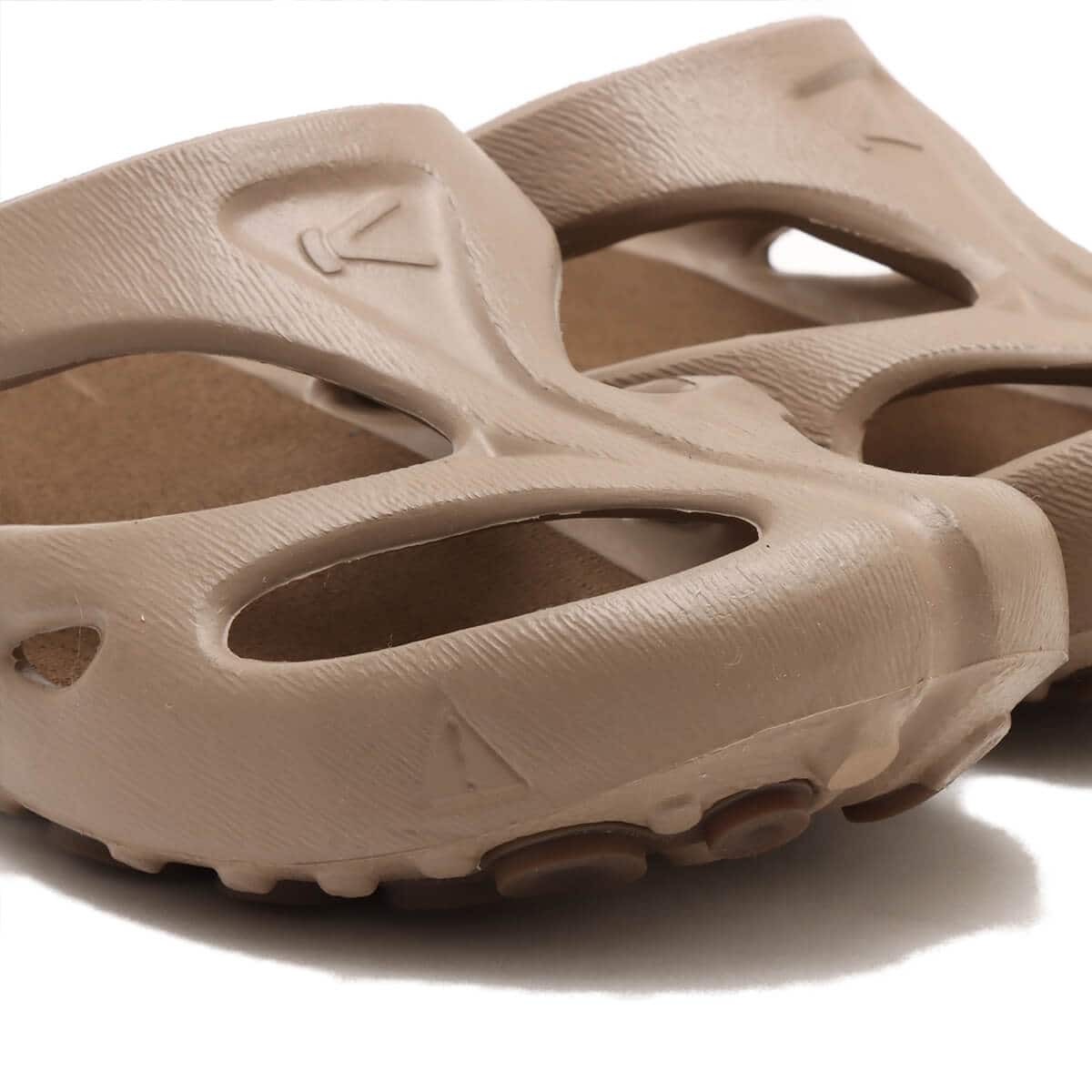 KEEN SHANTI Dark Mochaの画像