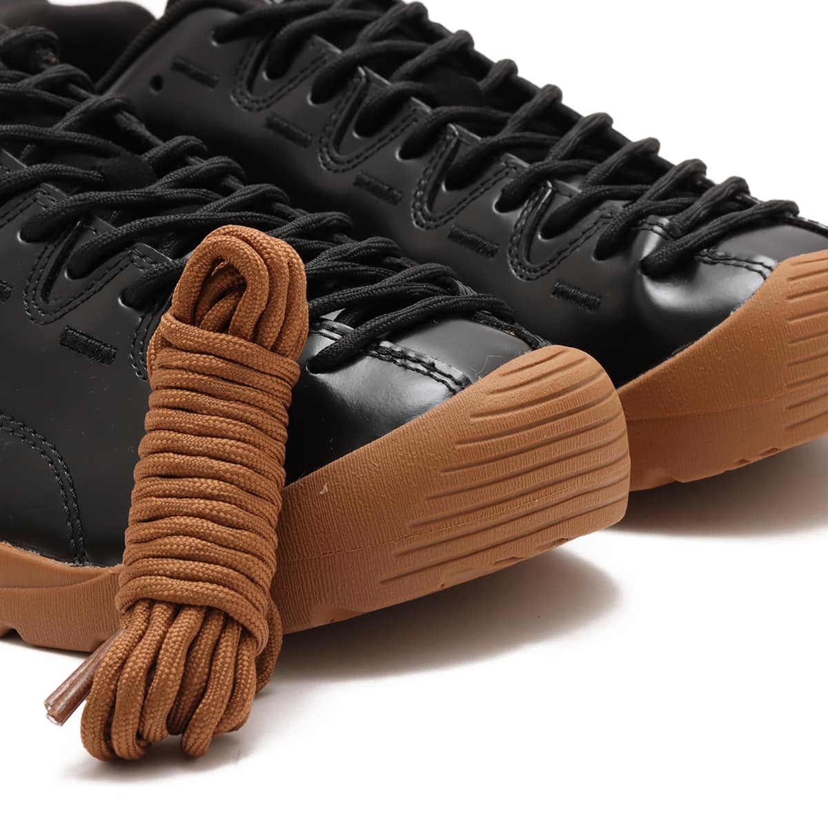 KEEN JASPER BLACK/GUM （キーン ジャスパー-ブラック） | atmos