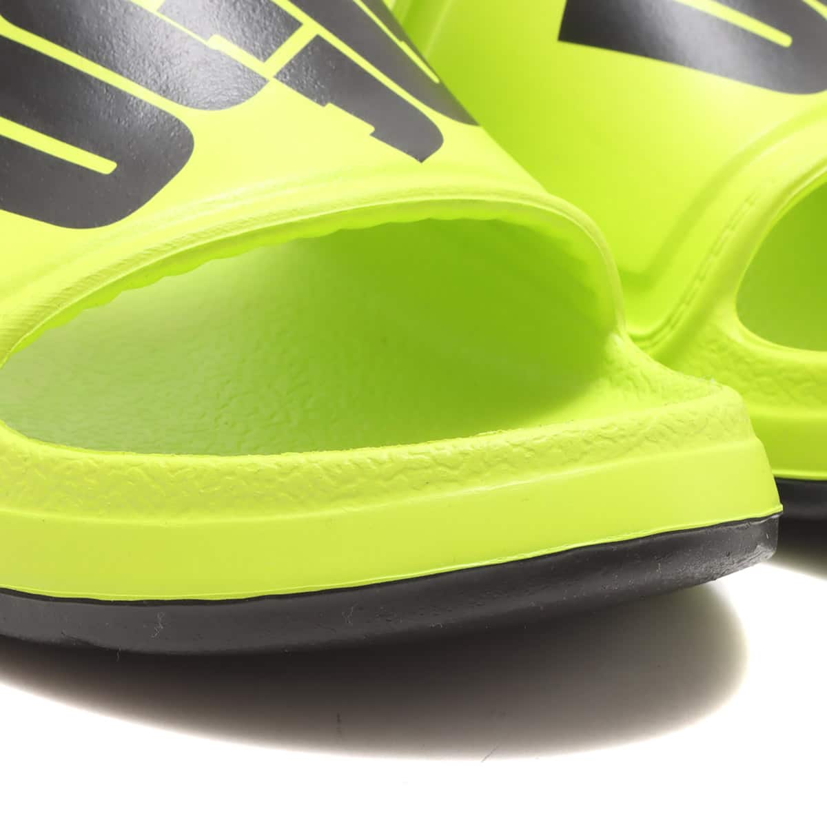 UGG M WILCOX SLIDE CHOPD KEY LIME / BLACK 22SS-Iの画像
