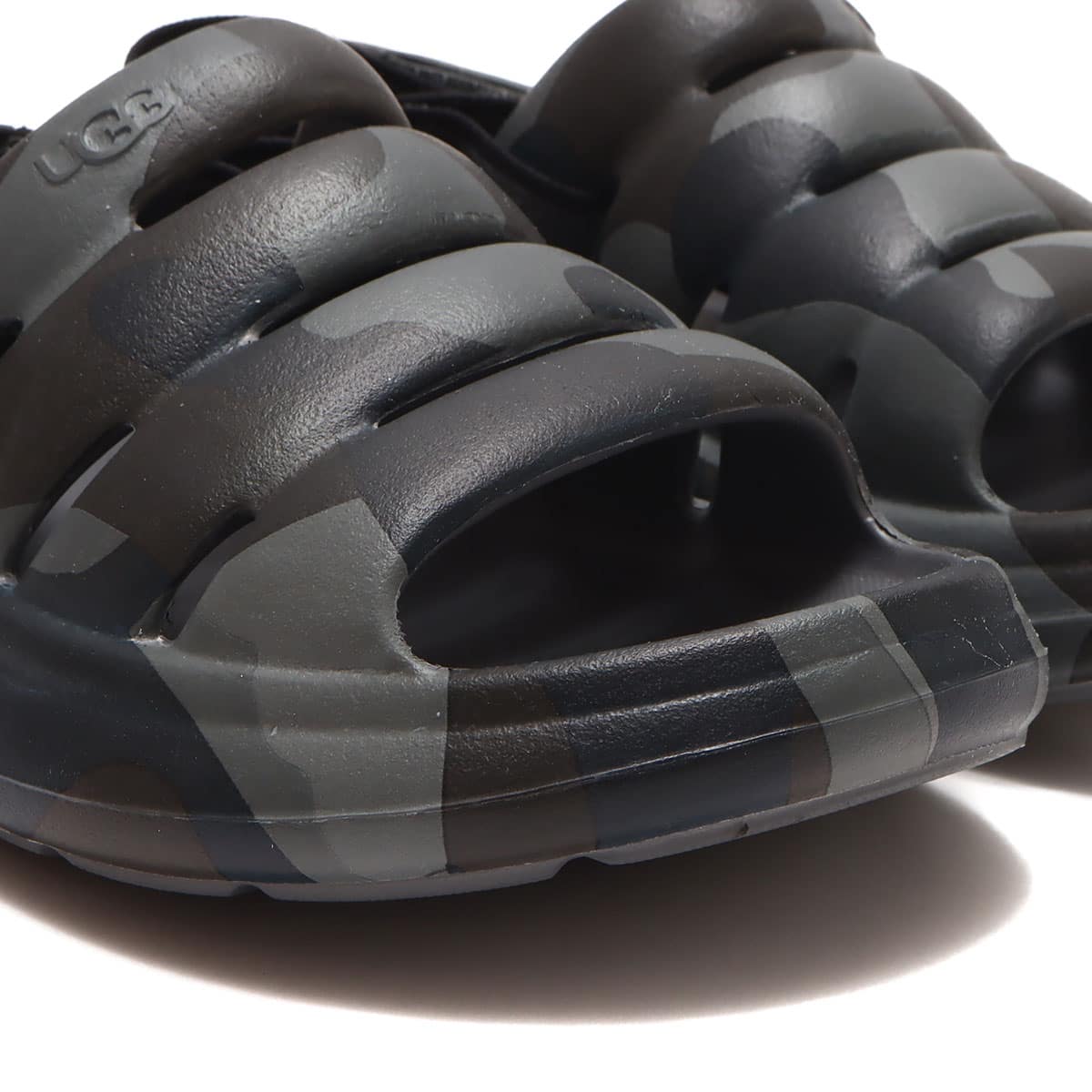 UGG SPORT YEAH CAMOPOP Black 23SS-Iの画像
