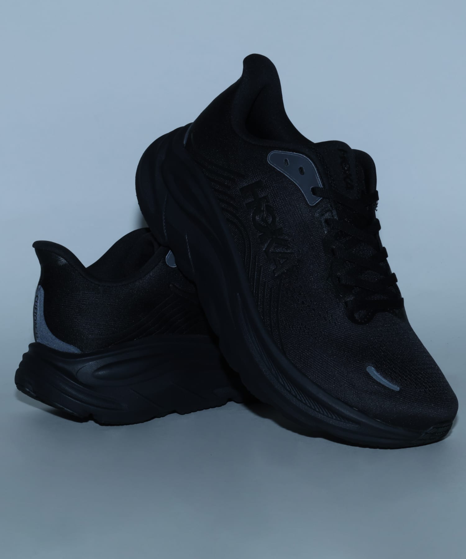 HOKA CLIFTON 11 BLACK / BLACKの画像