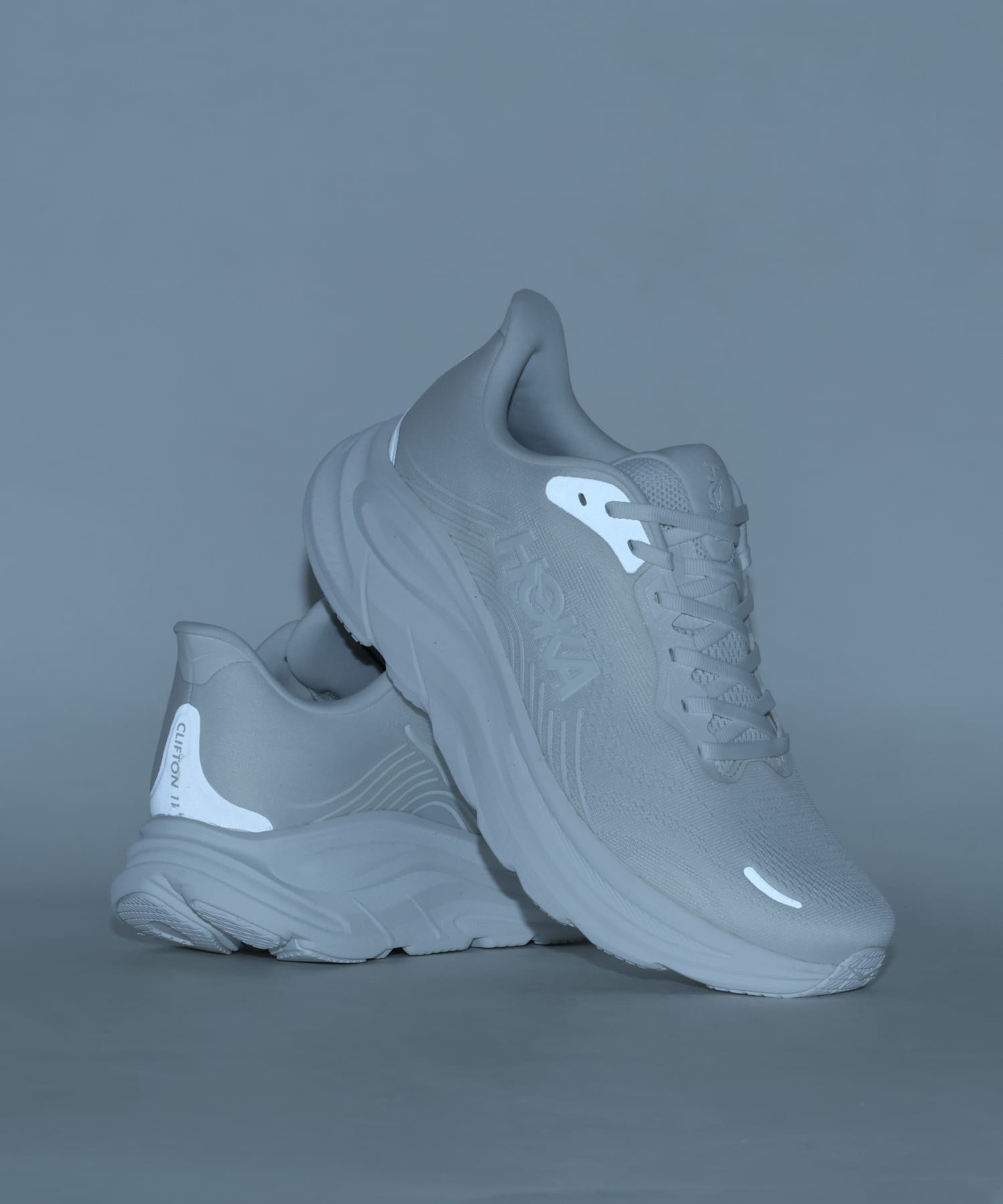 HOKA CLIFTON 11 WHITE / WHITEの画像