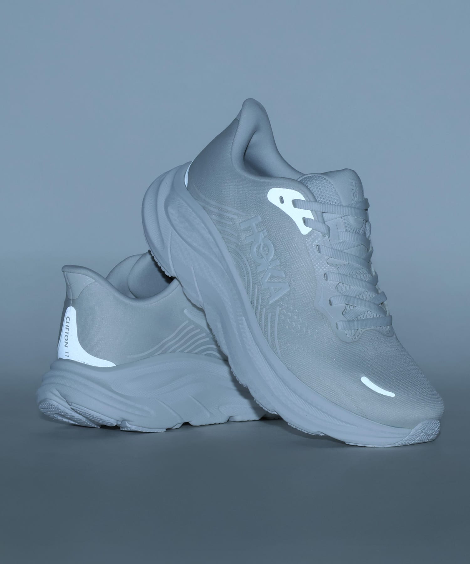 HOKA CLIFTON 11 WHITE / WHITEの画像
