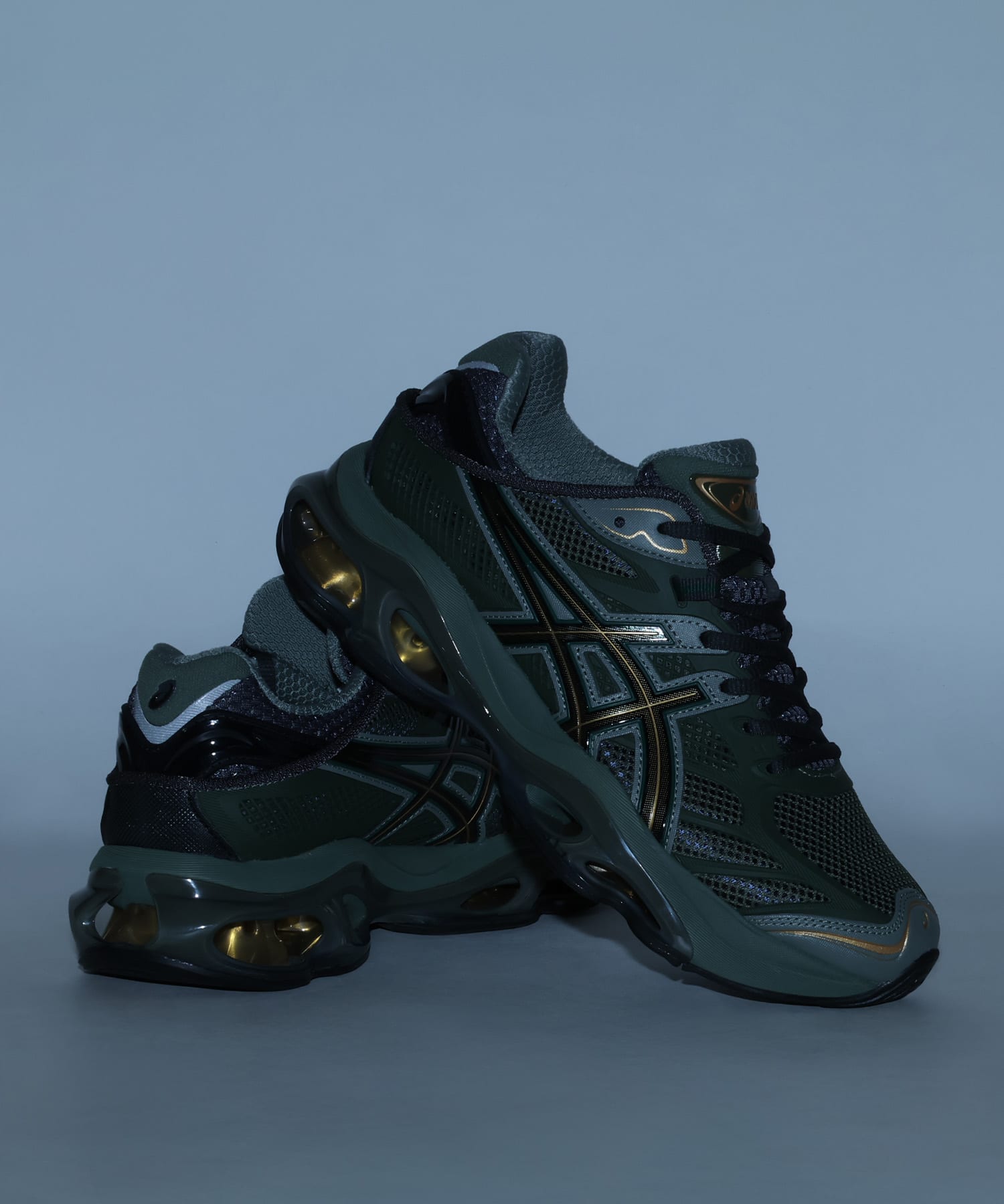 asics GEL-KINETIC 2.0 OBSIDIAN GREY/OLIVE CANVASの画像