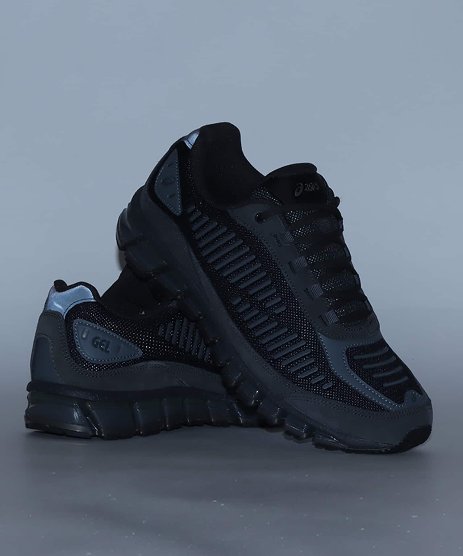 asics GEL-QUANTUM 360 I AMP BLACK/GRAPHITE GREYの画像
