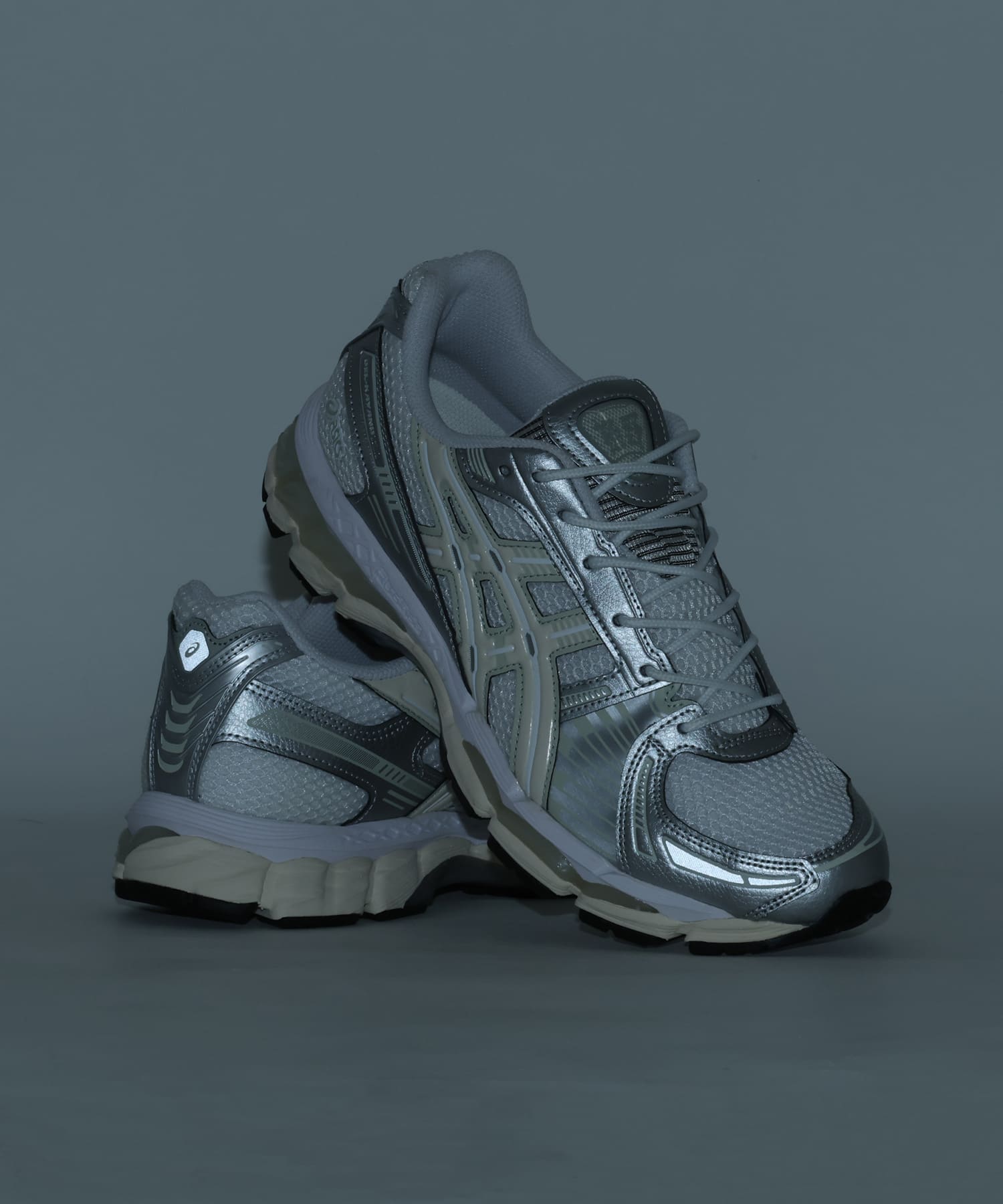 asics GEL-KAYANO 12.1 WHITE/CREAMの画像