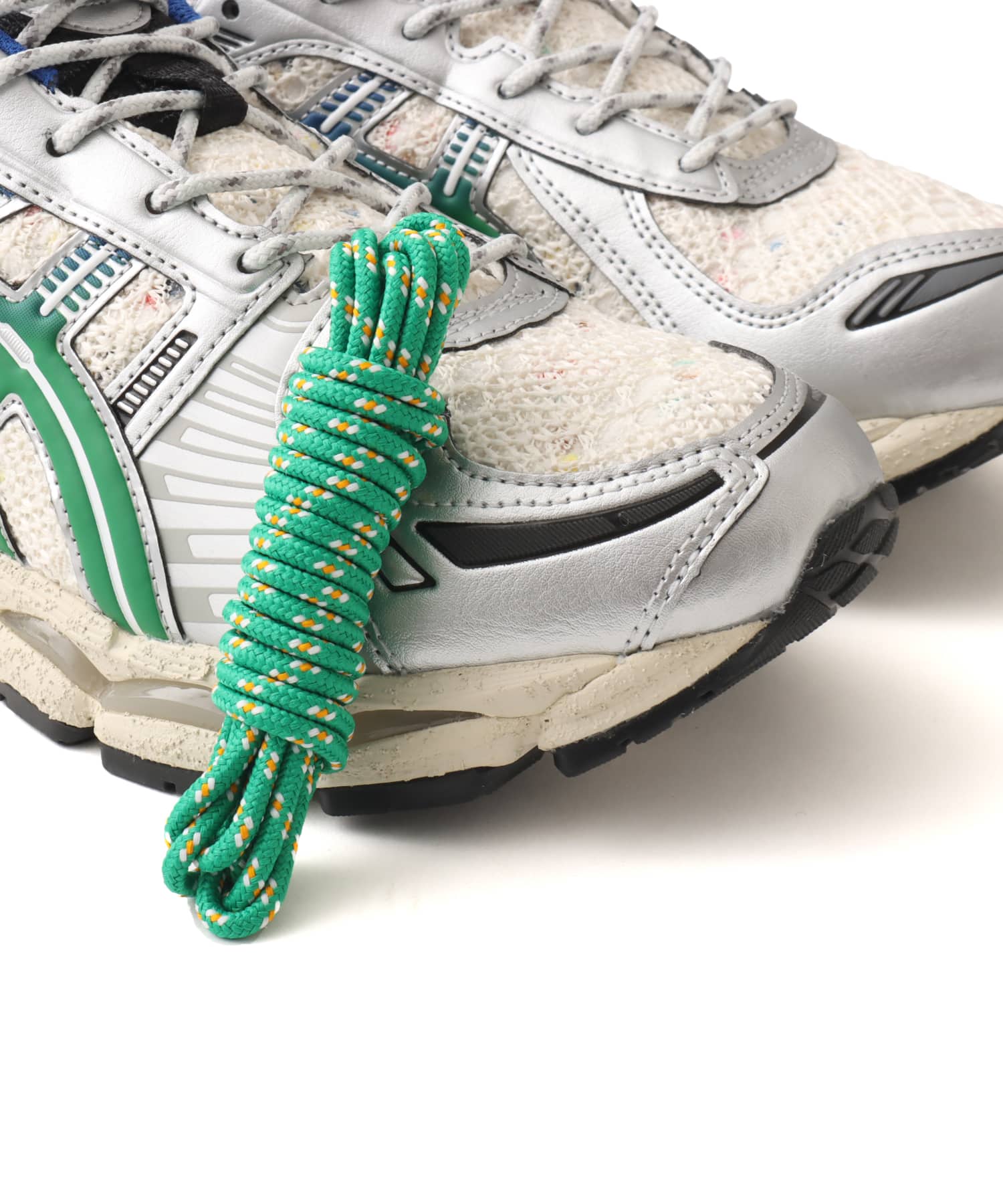 asics GEL-KAYANO 12.1 CARNIVAL "PHRA NAKHON" CREAM/GREEN BASILの画像