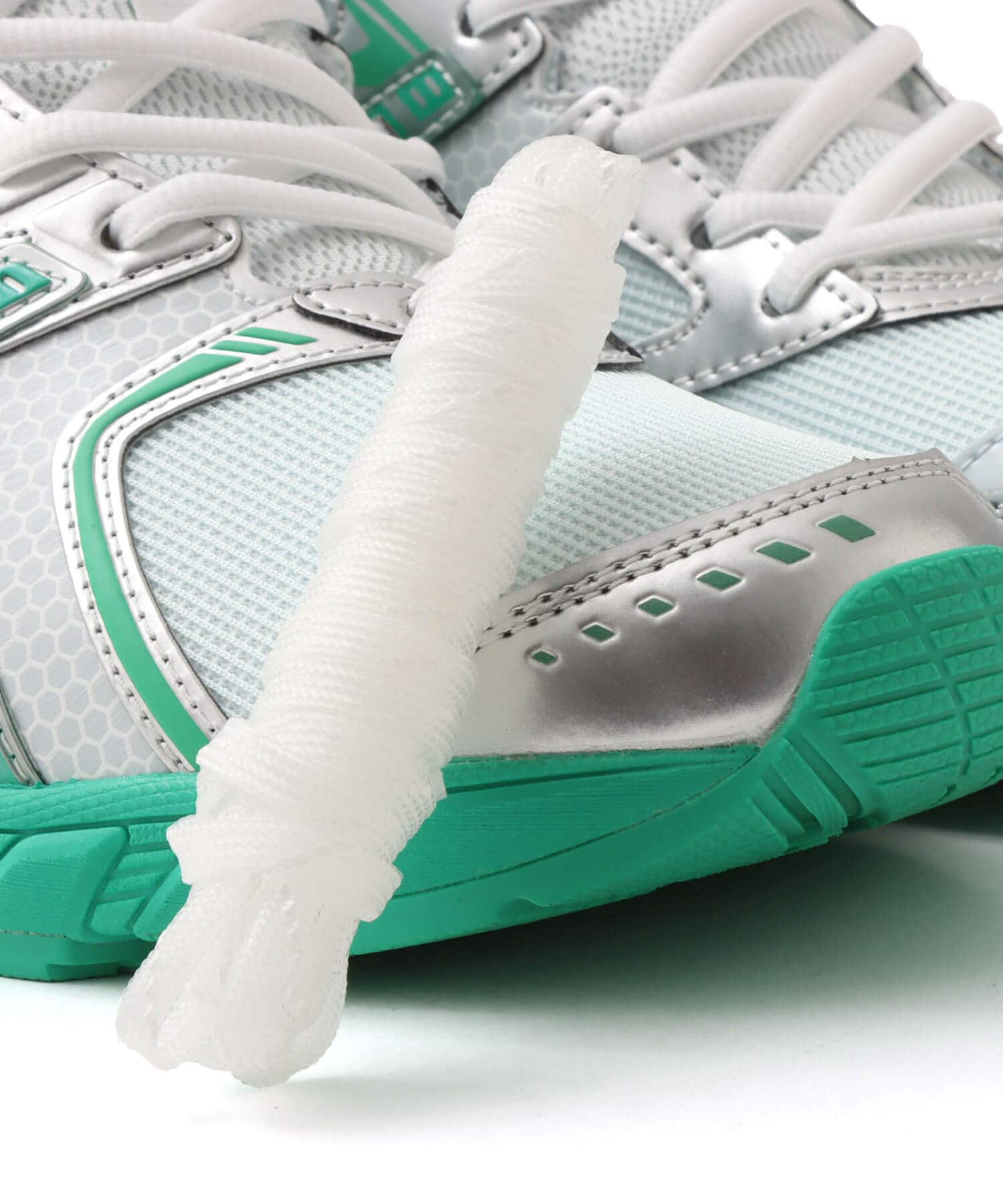 asics GEL-DS TRAINER 14 Hidden NY WHITE/BLARNEYの画像