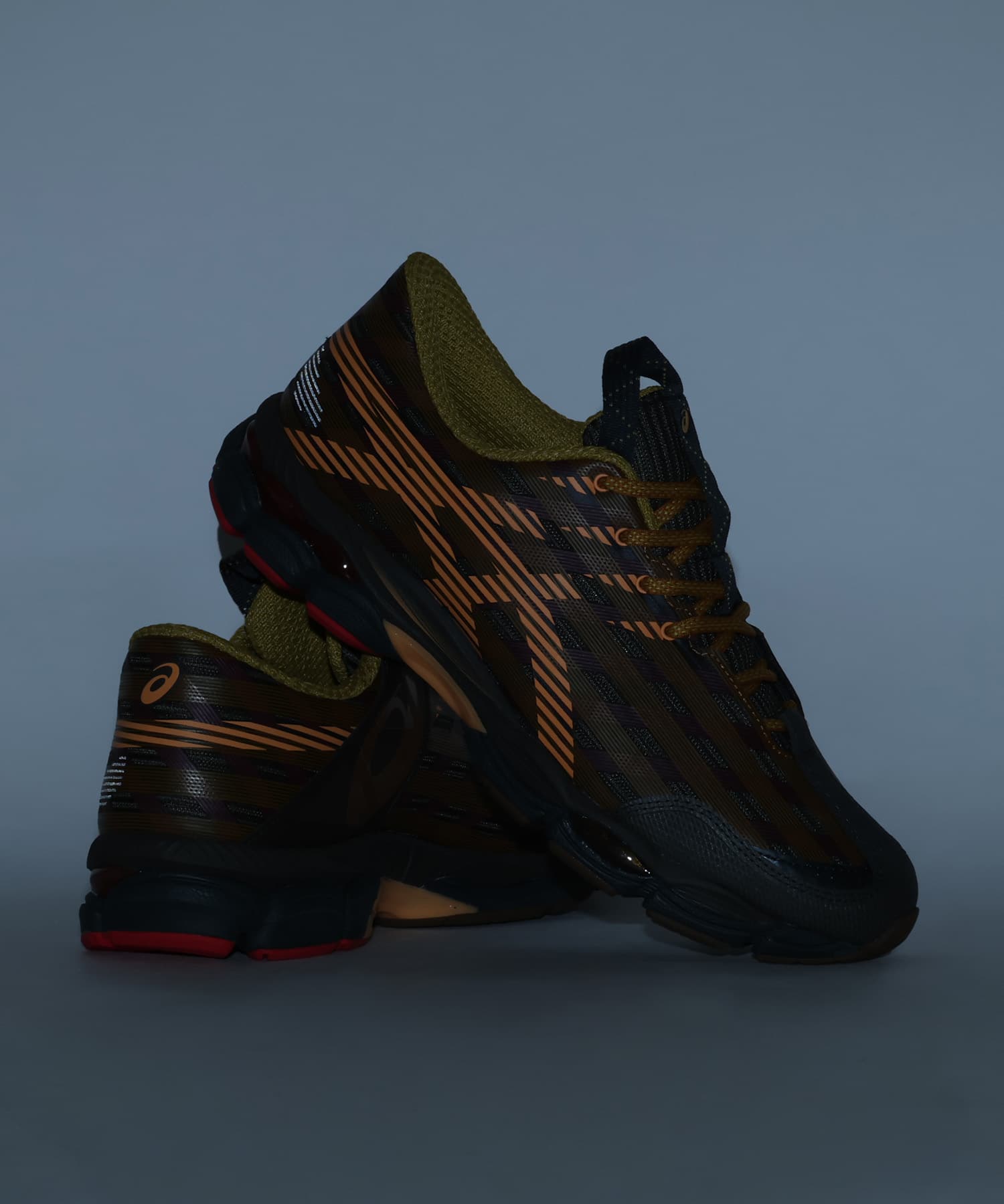 asics US8-S GEL-SJ33 BLACK COFFEE/ORANGE LILYの画像