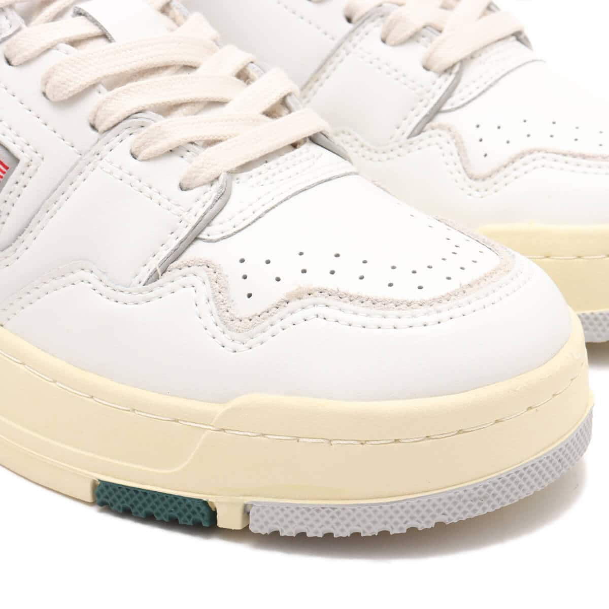 AUTRY CLC LOW WH/VAP/FOR の画像