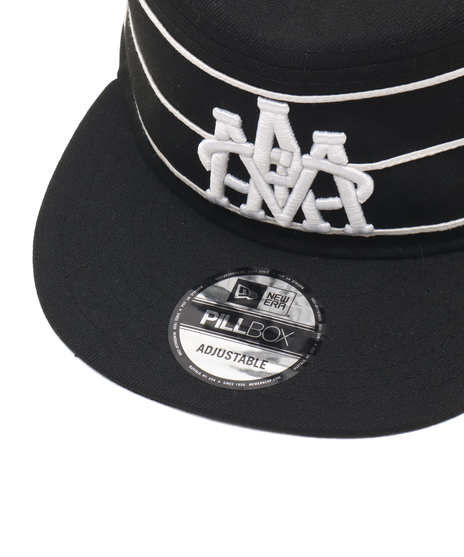 NEW ERA PILL BOX SB atmos BLACK WHITE BLACKの画像