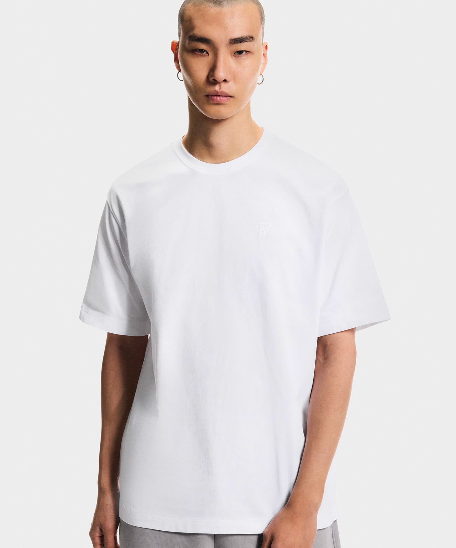 On Club Collective-T Whiteの画像