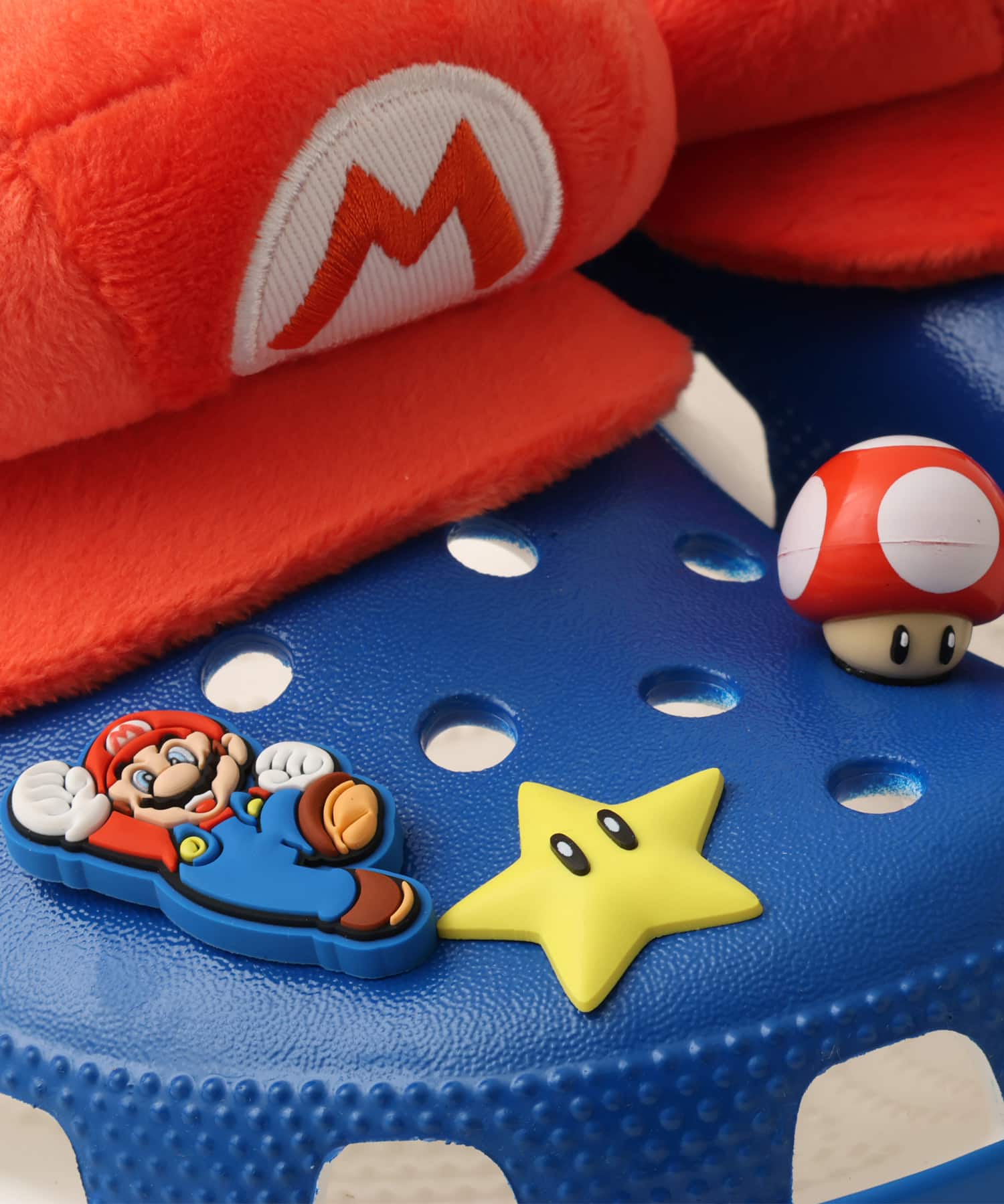 crocs Mario Classic Clog Multiの画像