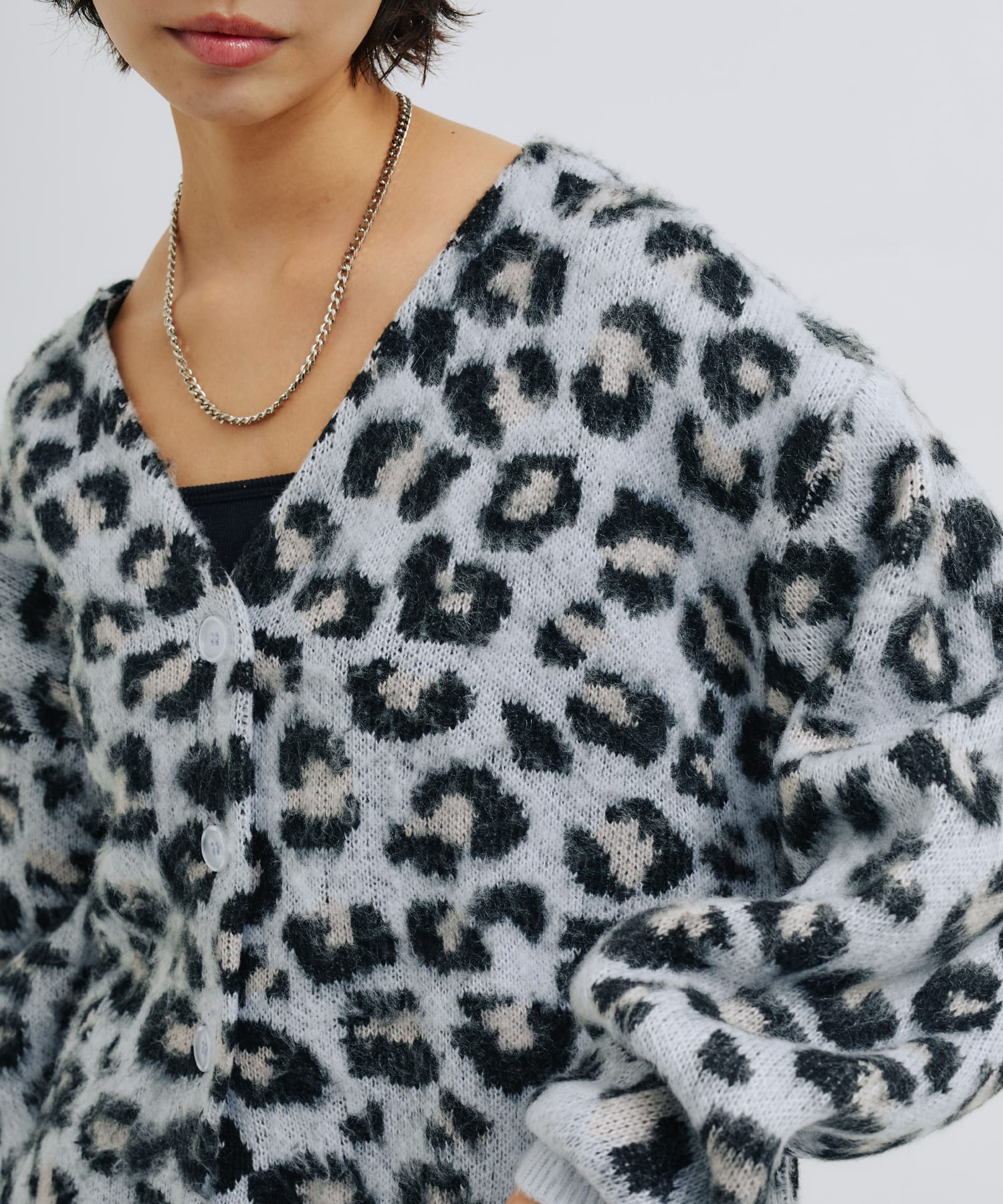 atmos pink Leopard Knit Cardigan BLUEの画像