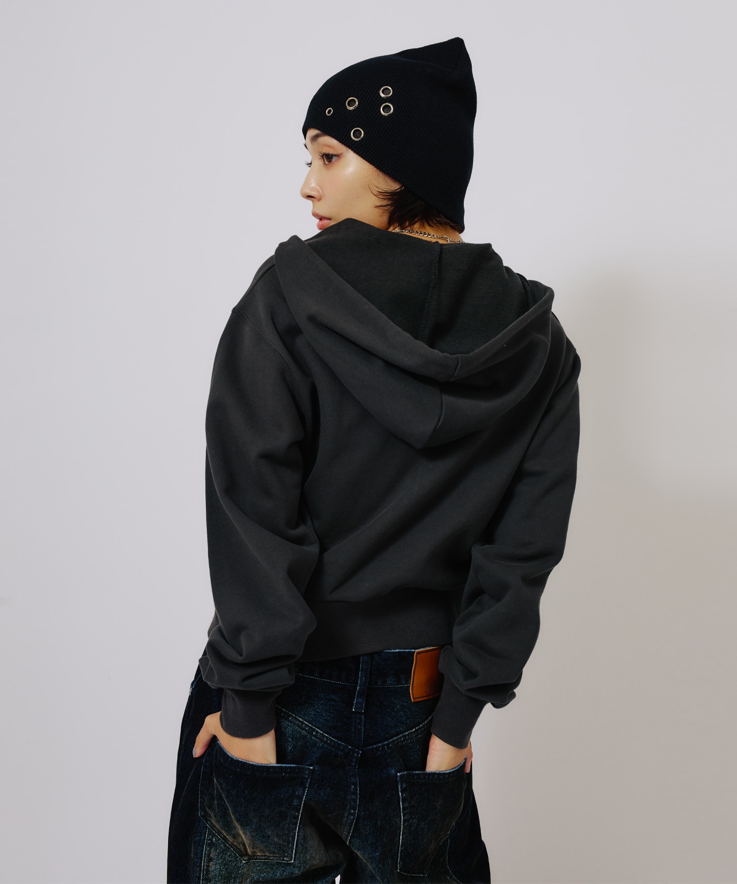 atmos pink Compact Zip Up Hoodie CHARCOALの画像