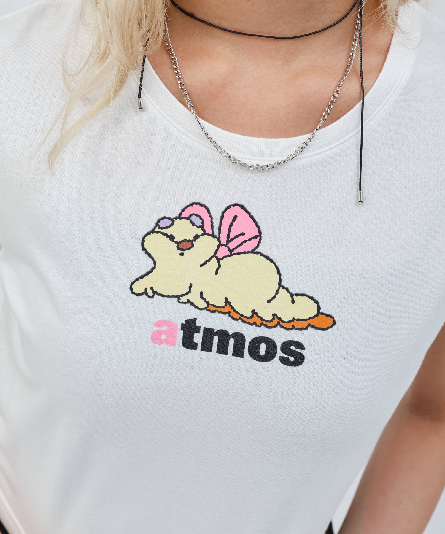 MARIA SAKURAI x atmos pink キャタずんT-shirt WHITEの画像