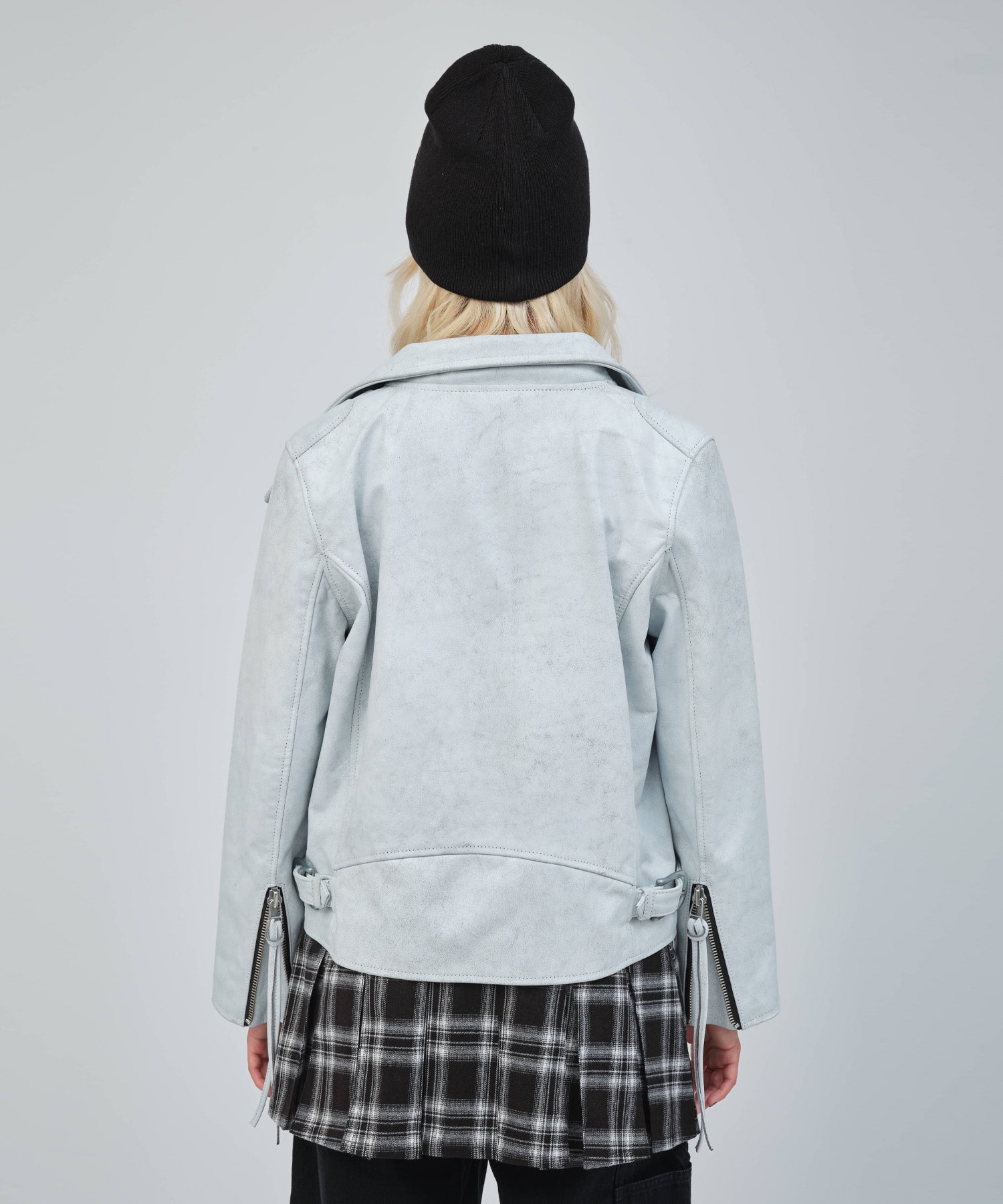 atmos pink Distressed Leather Jacket WHITEの画像