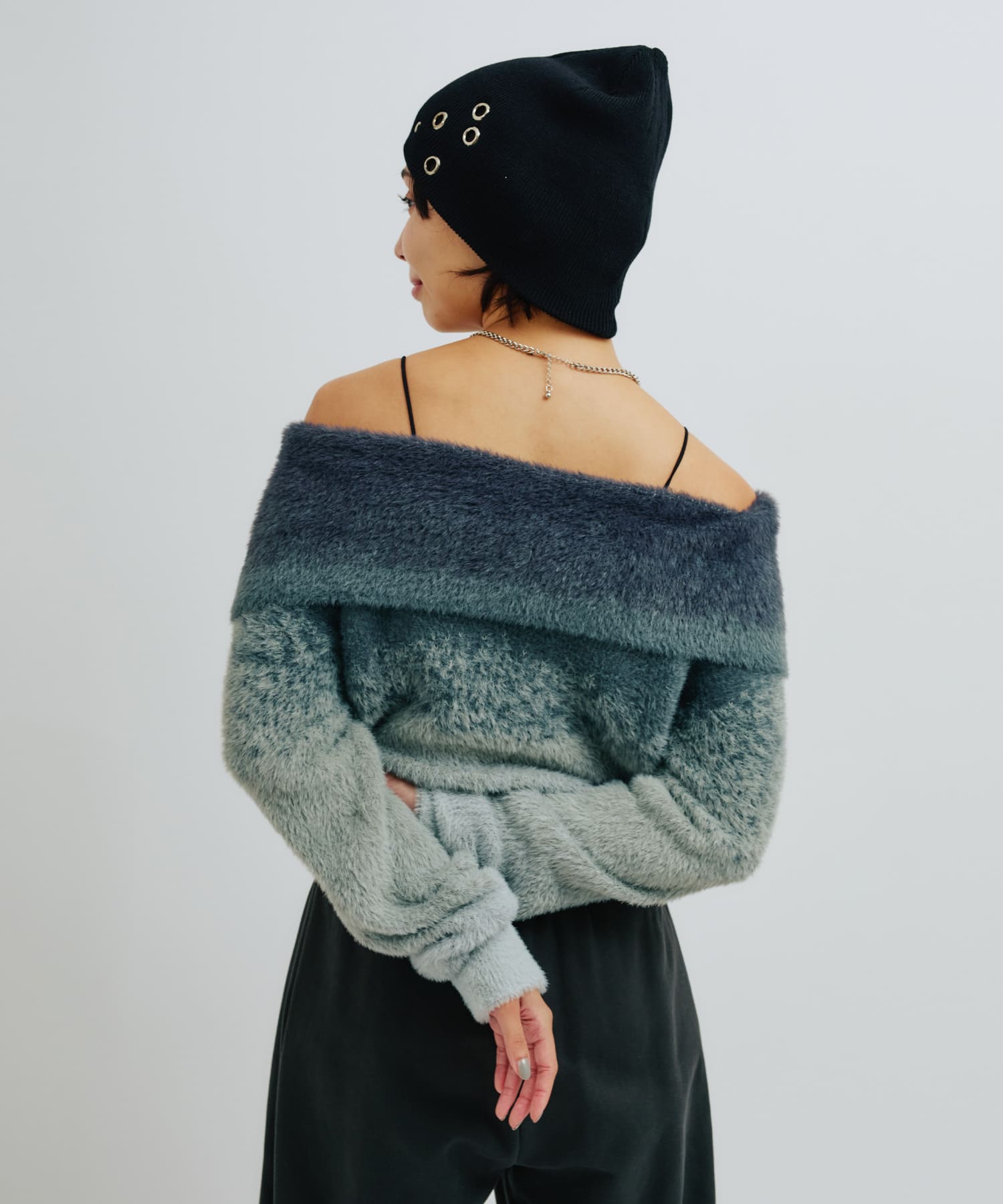 atmos pink Off Shoulder Knit Tops GRAYの画像