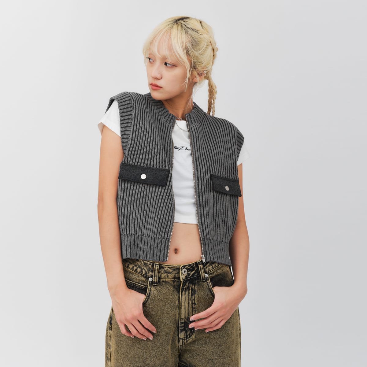 atmos pink Pigment Knit Vest BLACKの画像