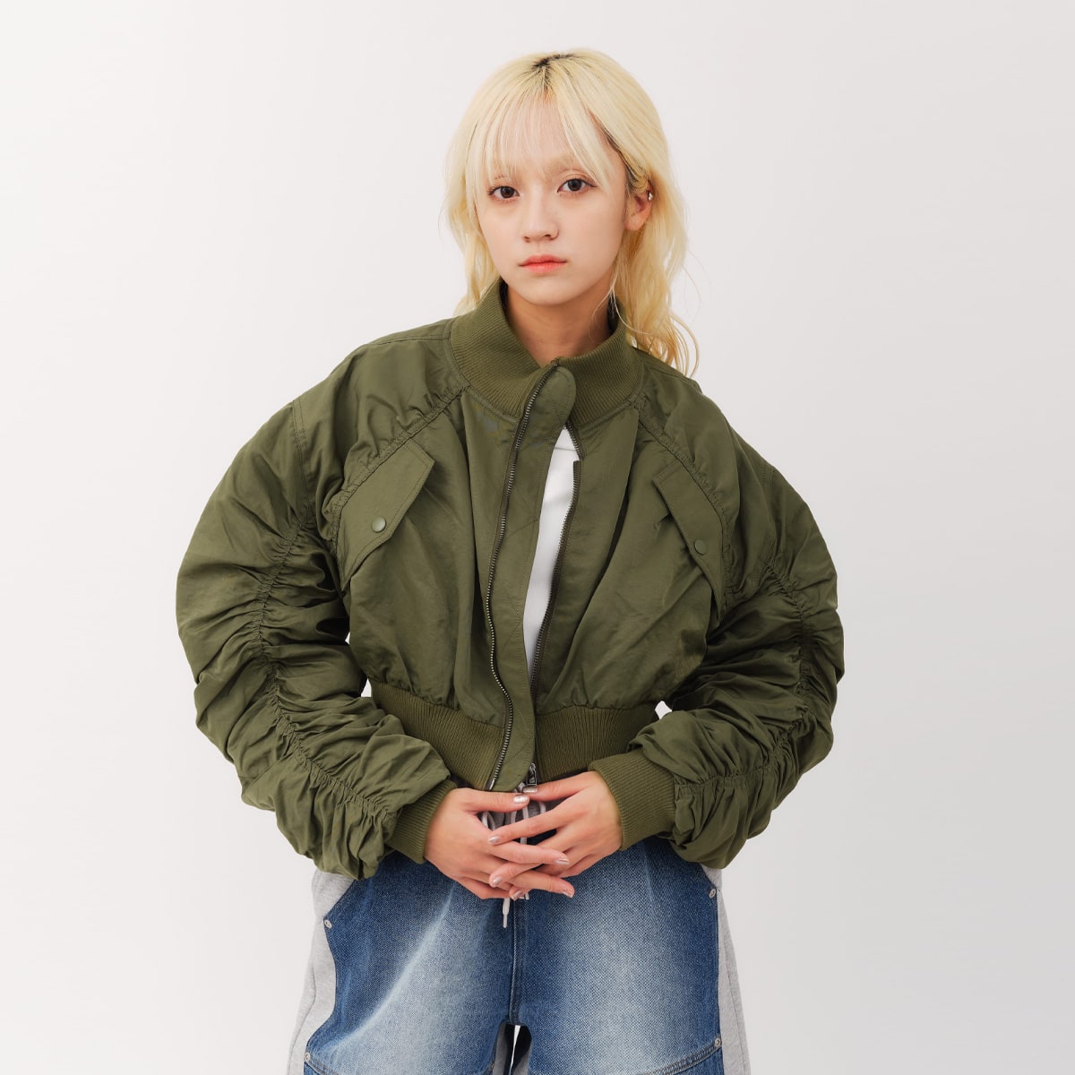atmos pink Gather Military MA-1 KHAKIの画像