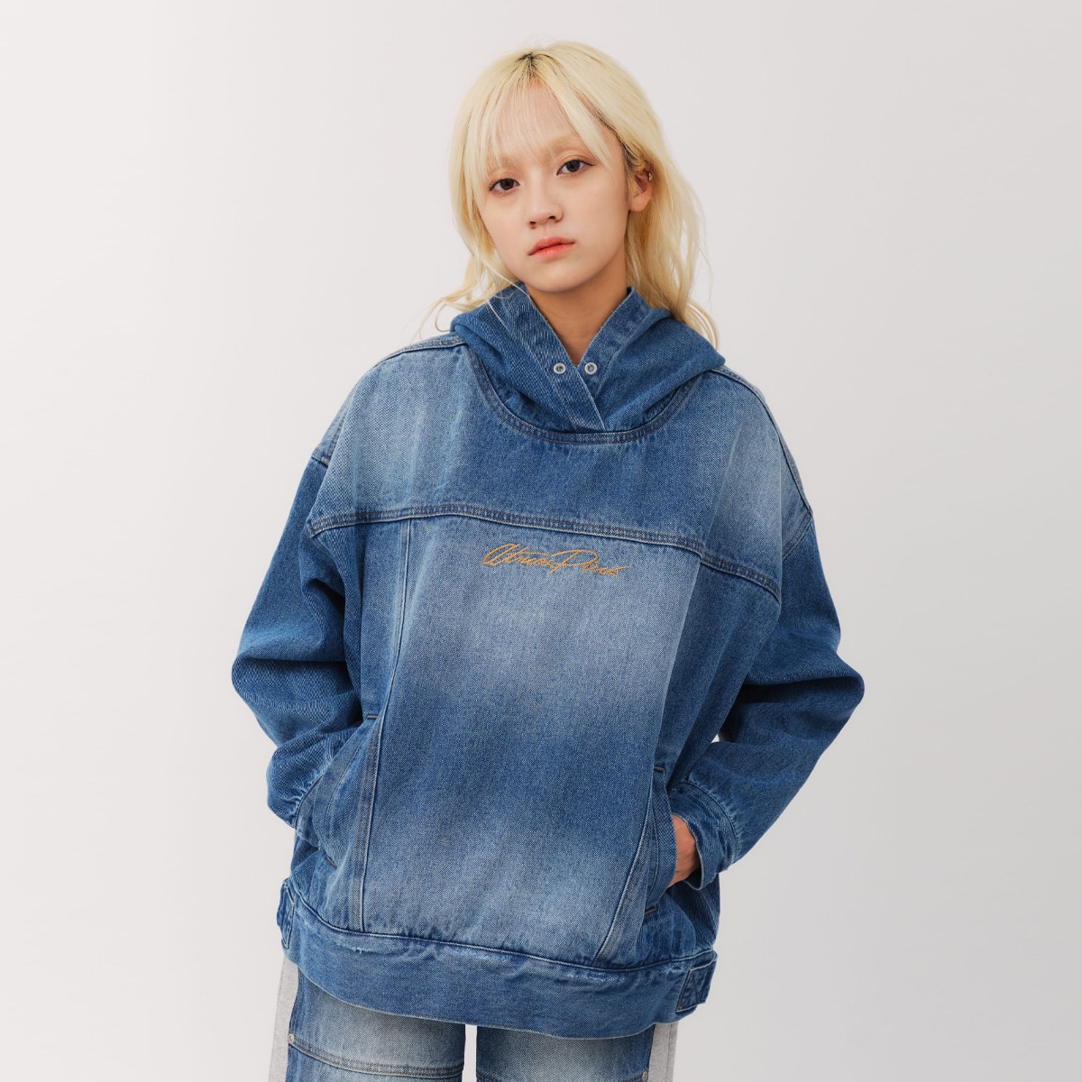 atmos pink Denim Hoodie BLUEの画像