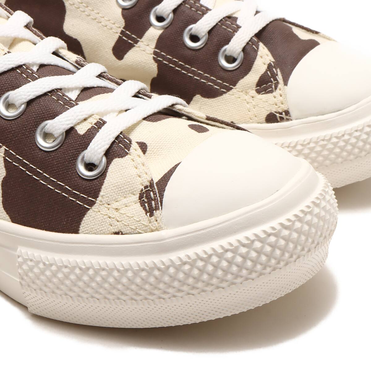 CONVERSE ALL STAR LIGHT PLTS COWSPOT OX OFF WHITEの画像