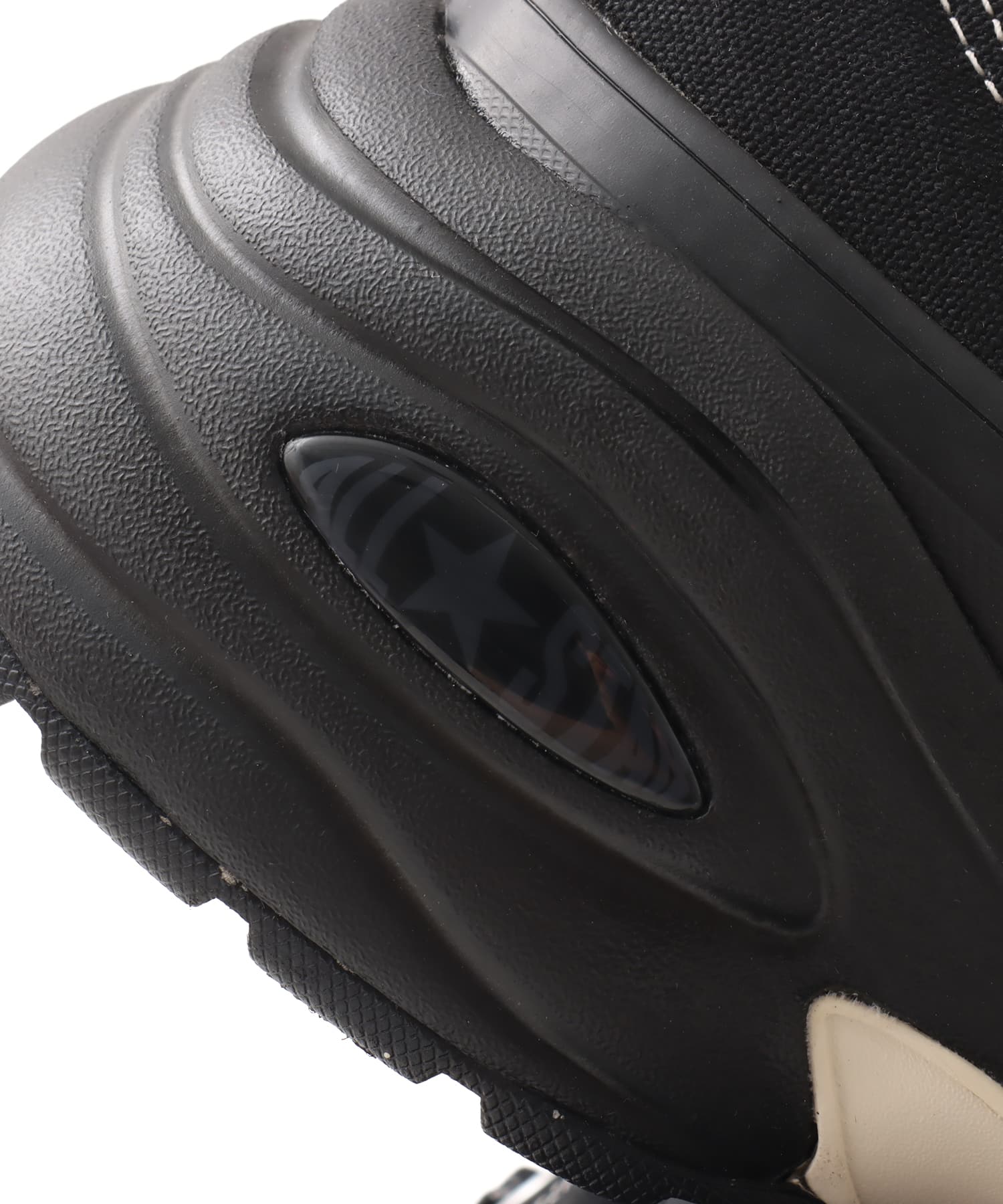 CONVERSE ALL STAR &reg; SURGETRAINER OX BLACKの画像