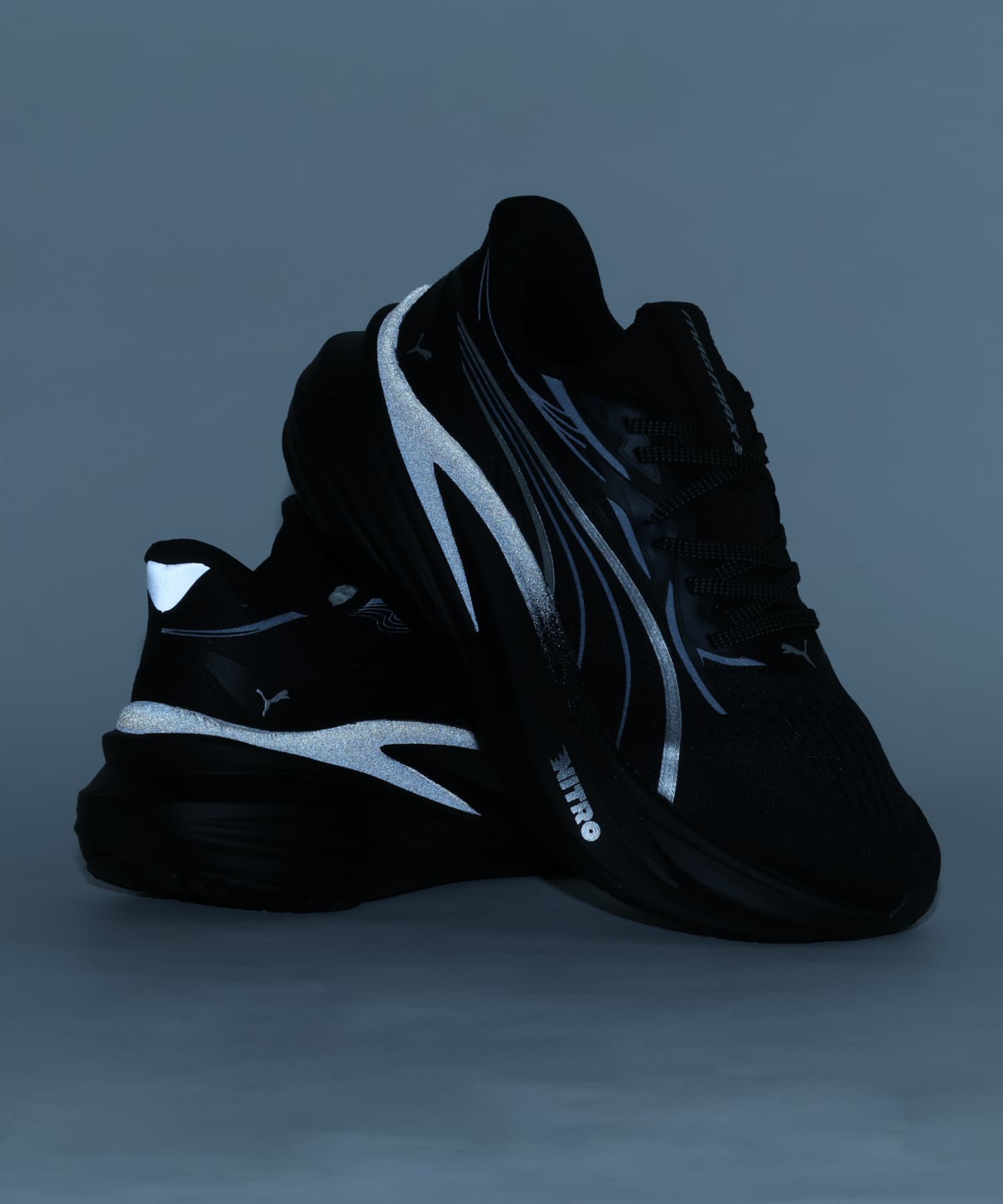 PUMA MAGMAX NITRO 2 BRIGHTSTRIDE PUMA BLACK-PUMA SILVERの画像