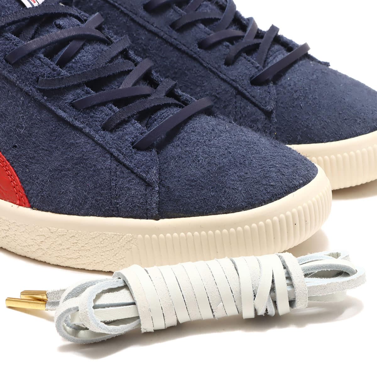 PUMA CLYDE SOHO LONDON FROSTED IVORY-NEW NAVY 23SP-I