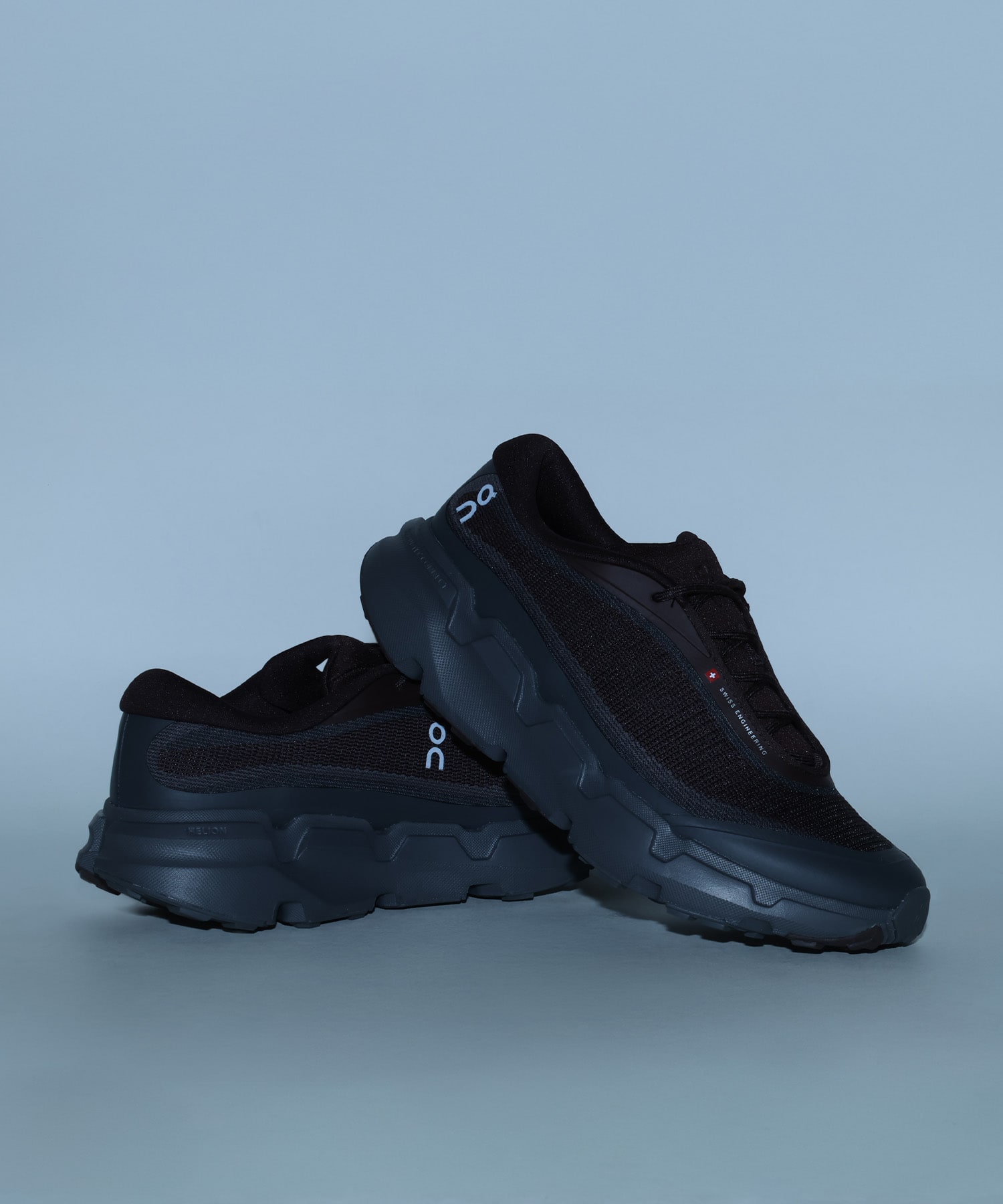 On CLOUDSOMA HIKE M Ox | Eclipseの画像
