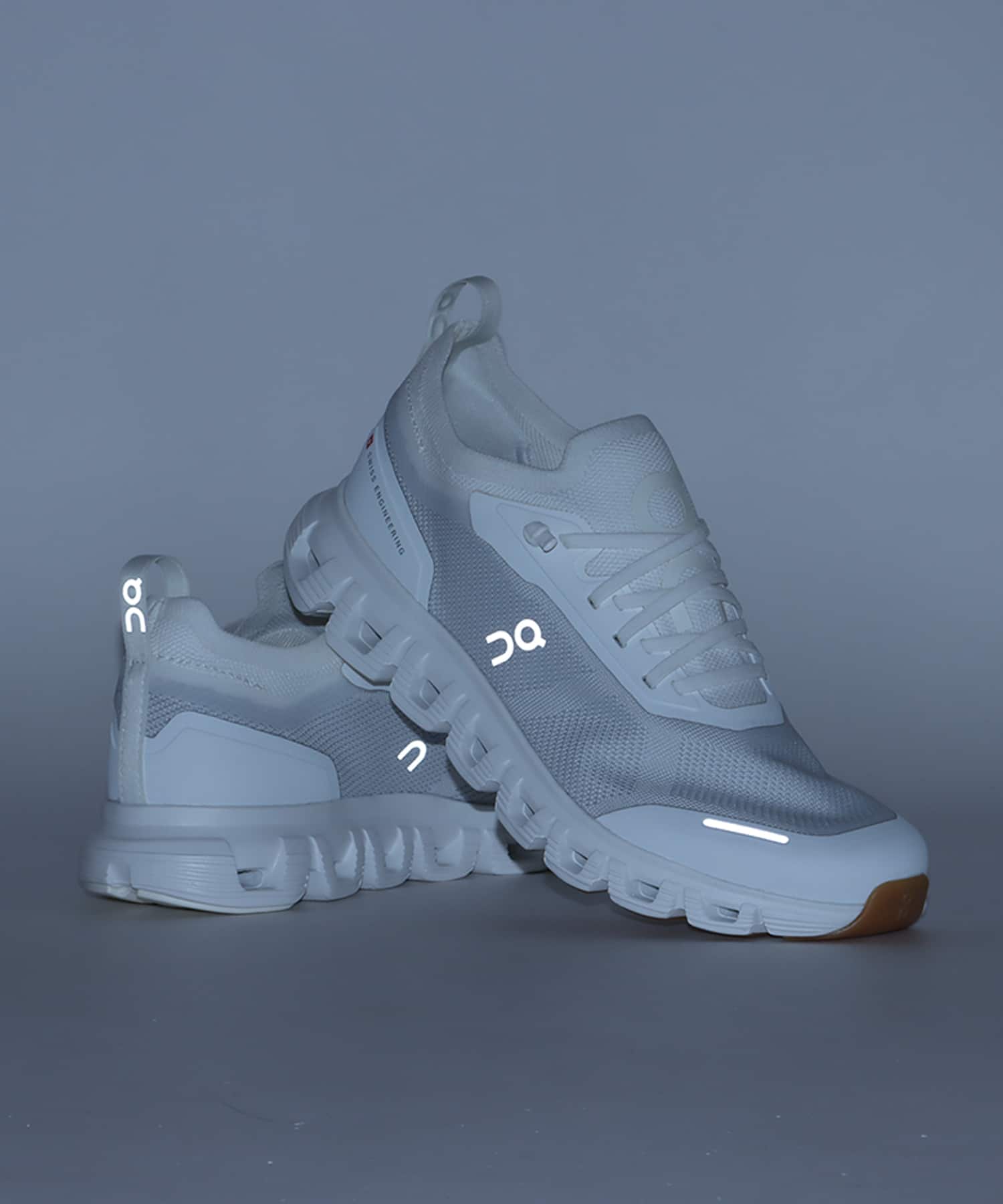 On Cloud 6 Versa W White | Whiteの画像