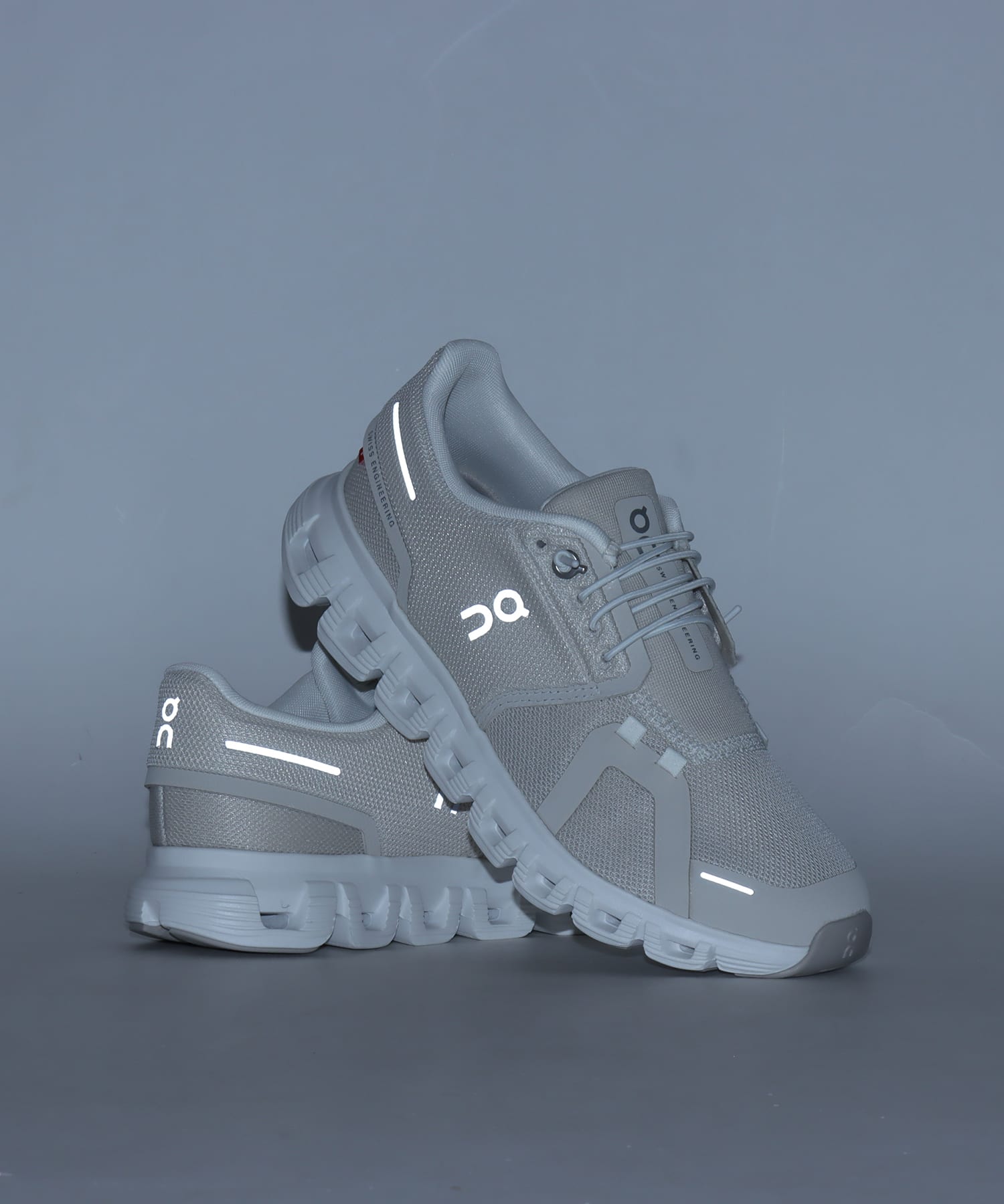 On Cloud 6 W Pearl | Whiteの画像