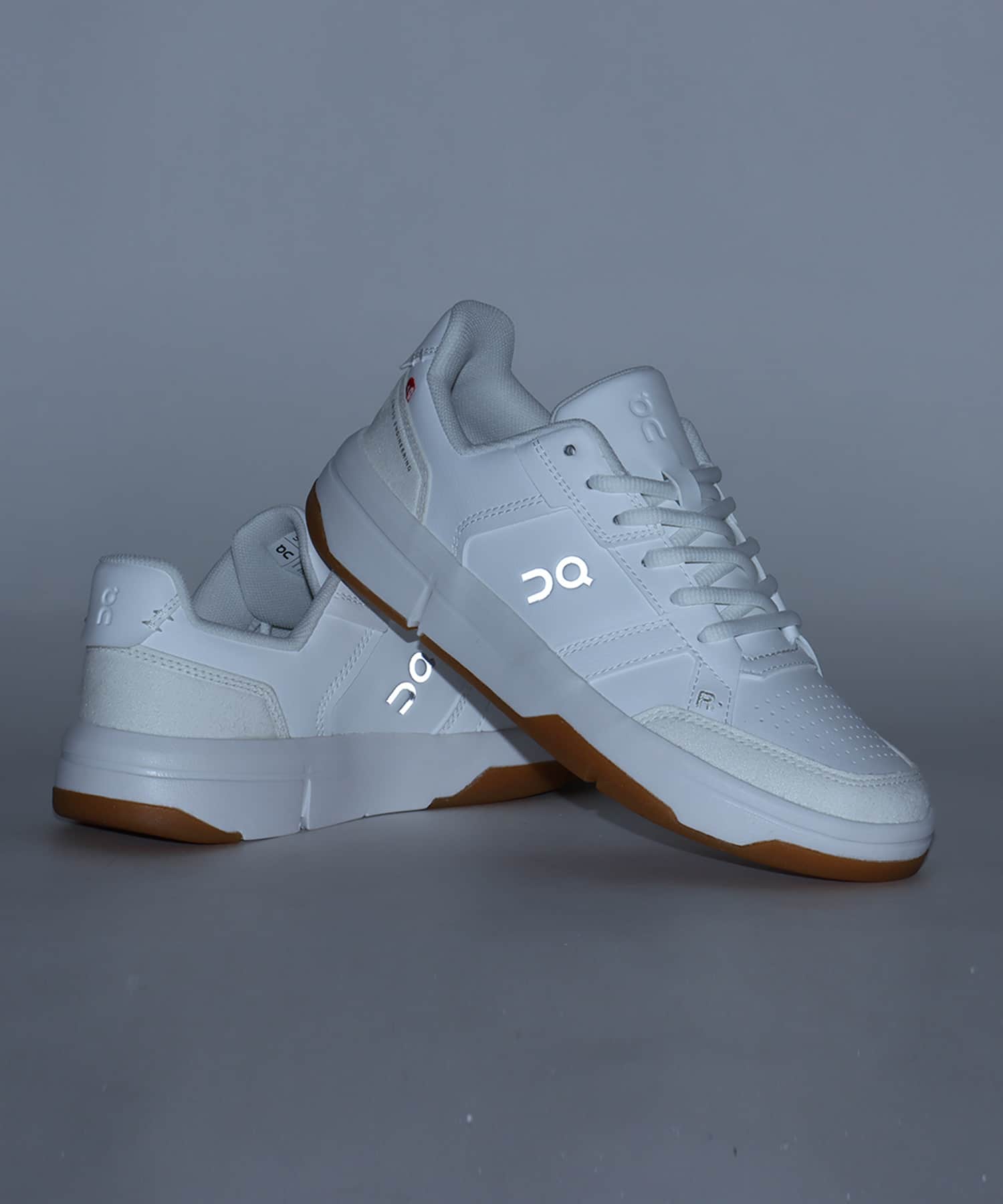 On THE ROGER Clubhouse 3 W White | Ivoryの画像