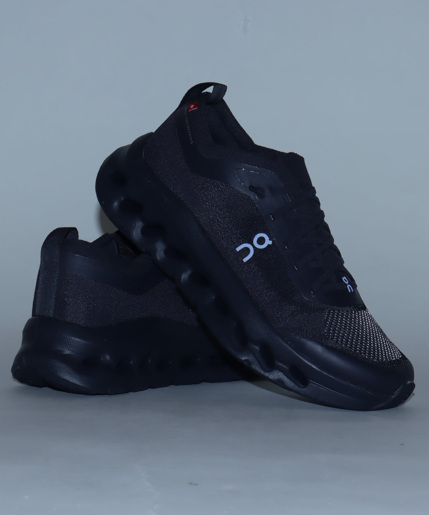 On Cloudtilt Moon 1 W Graphite | Inkの画像