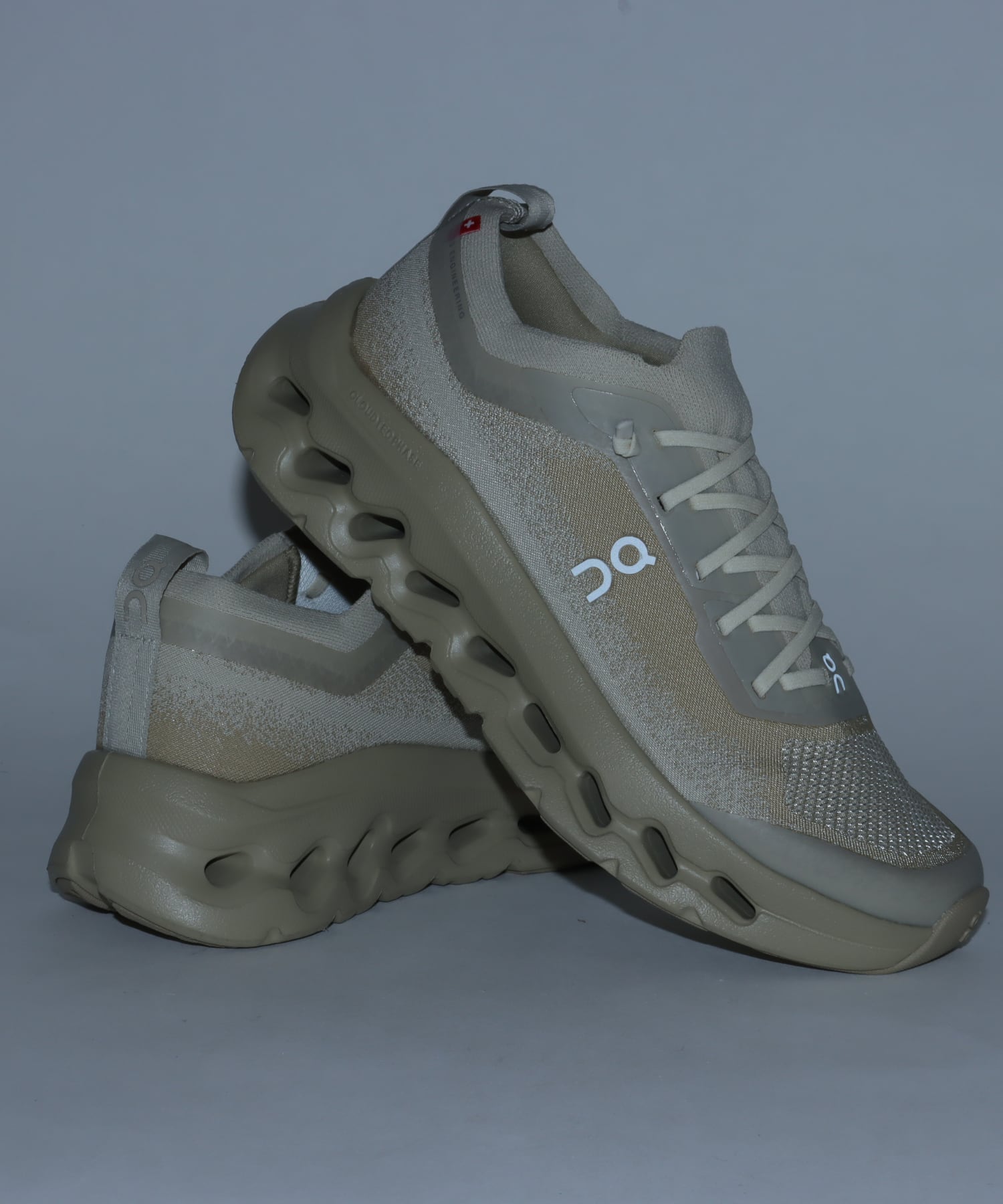 On Cloudtilt Moon 1 W Winter | Kashaの画像