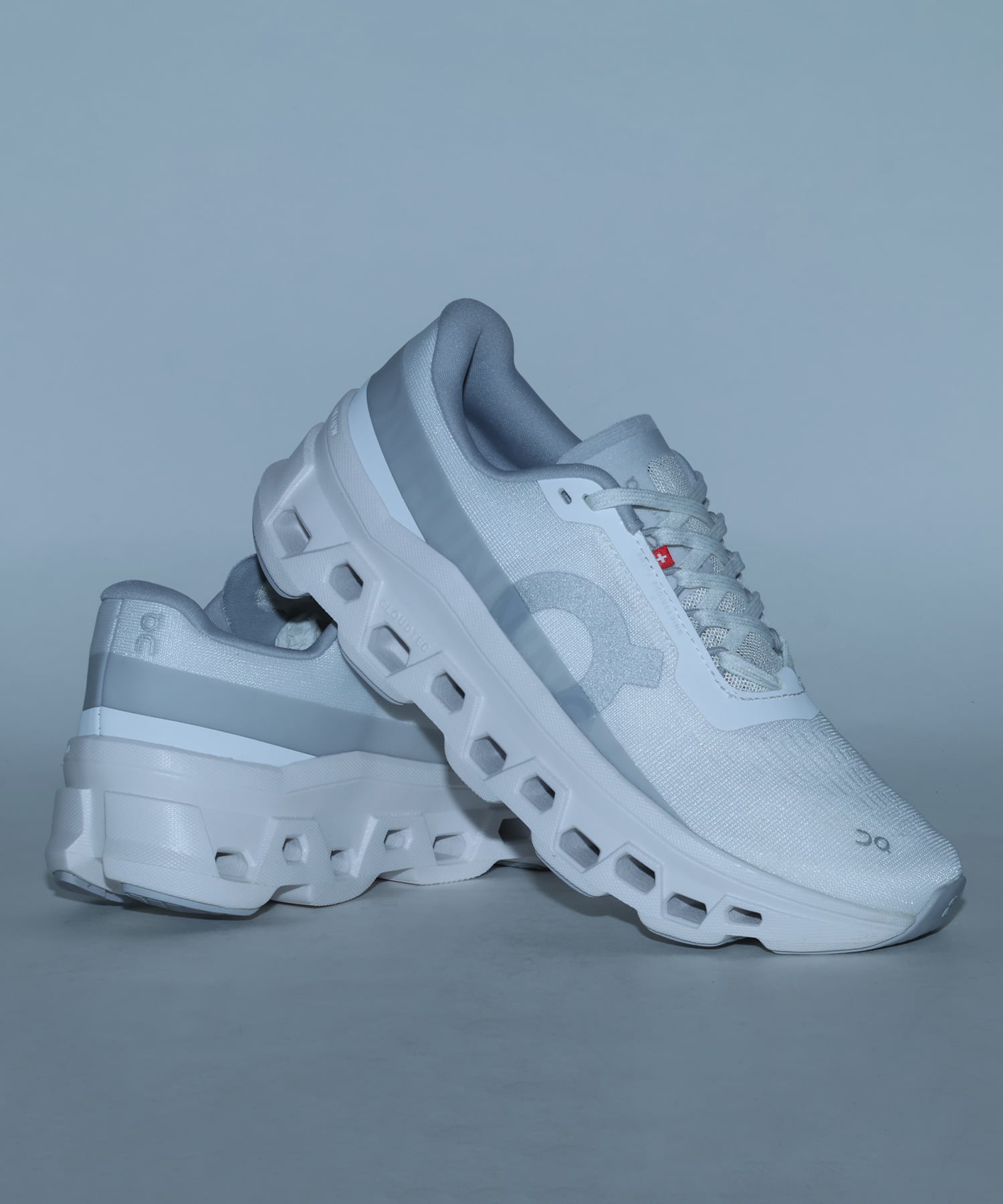 On CLOUDMONSTER 1 W White | Whiteの画像