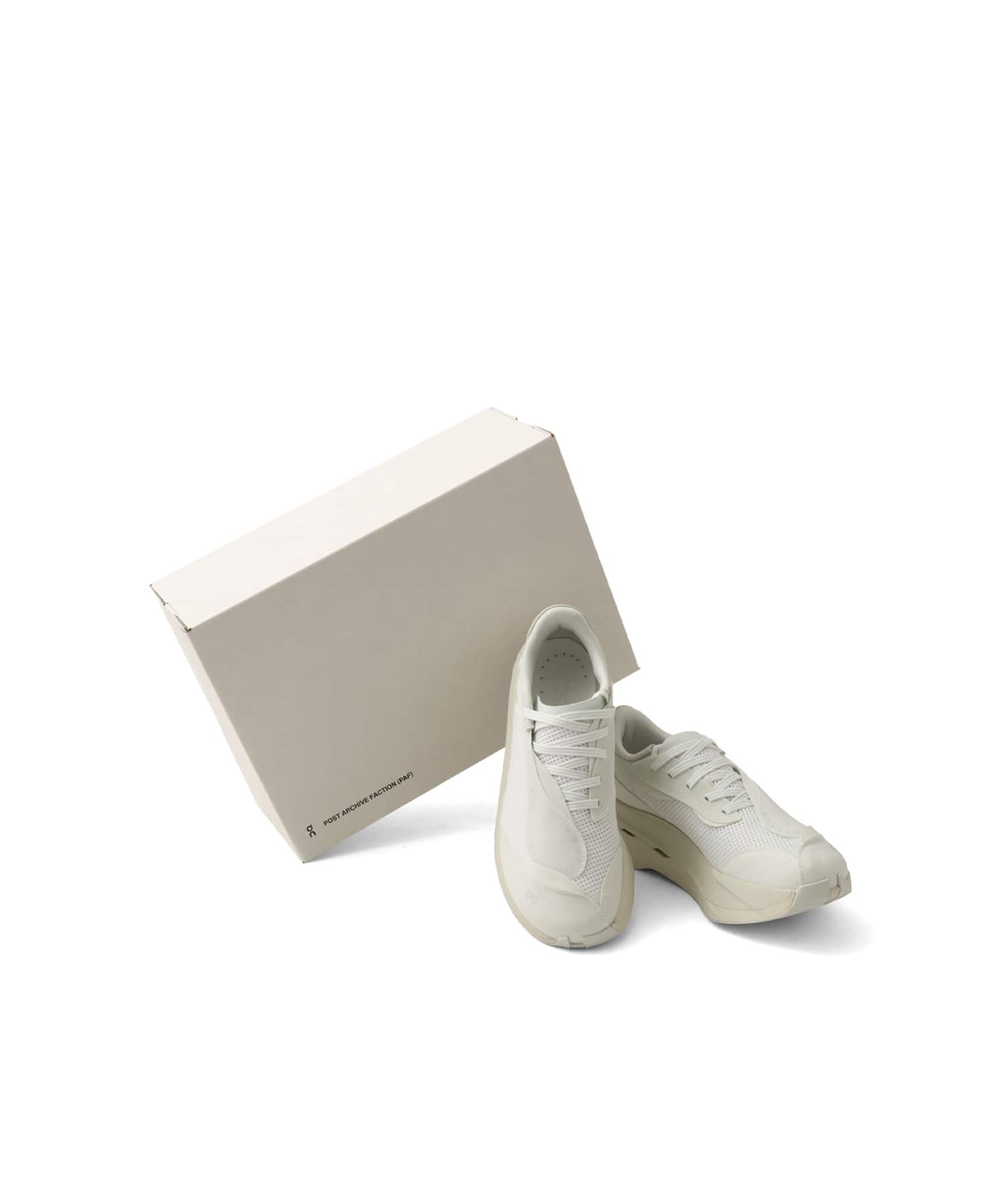 On Cloudboom Volt PAF 1 W White | Galeの画像