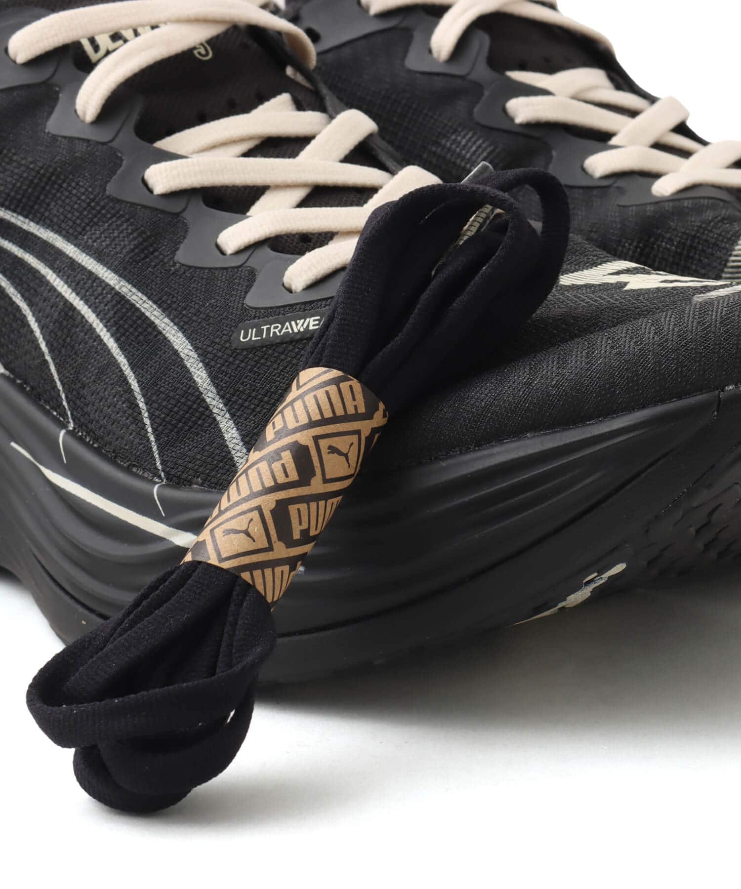 PUMA DEVIATE NITRO ELITE 3 x REPRESENT PUMA BLACK-ALPINE SNOWの画像