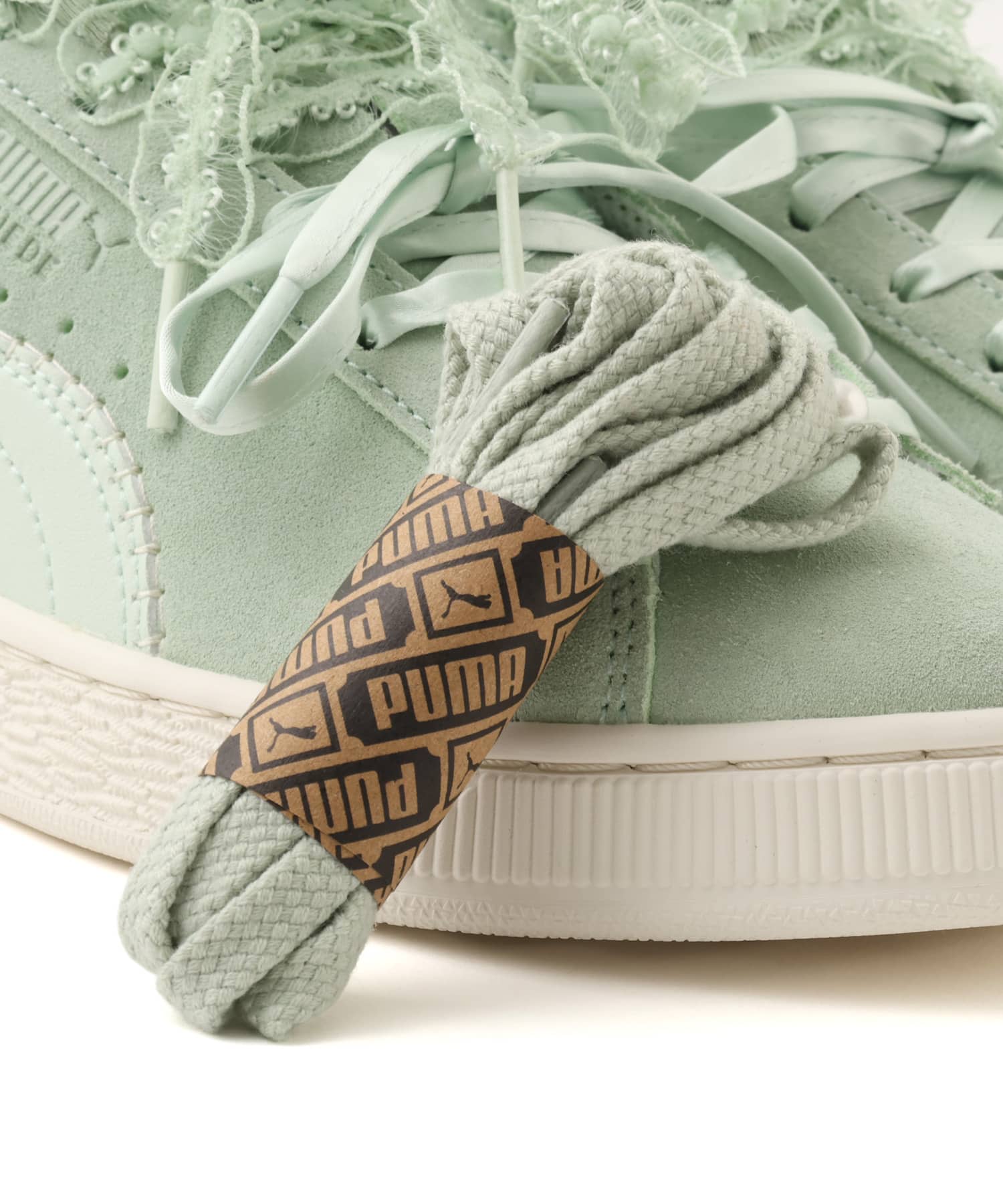 PUMA SUEDE BLOOM WNS SOFT GRASS-SAGE GLOWの画像
